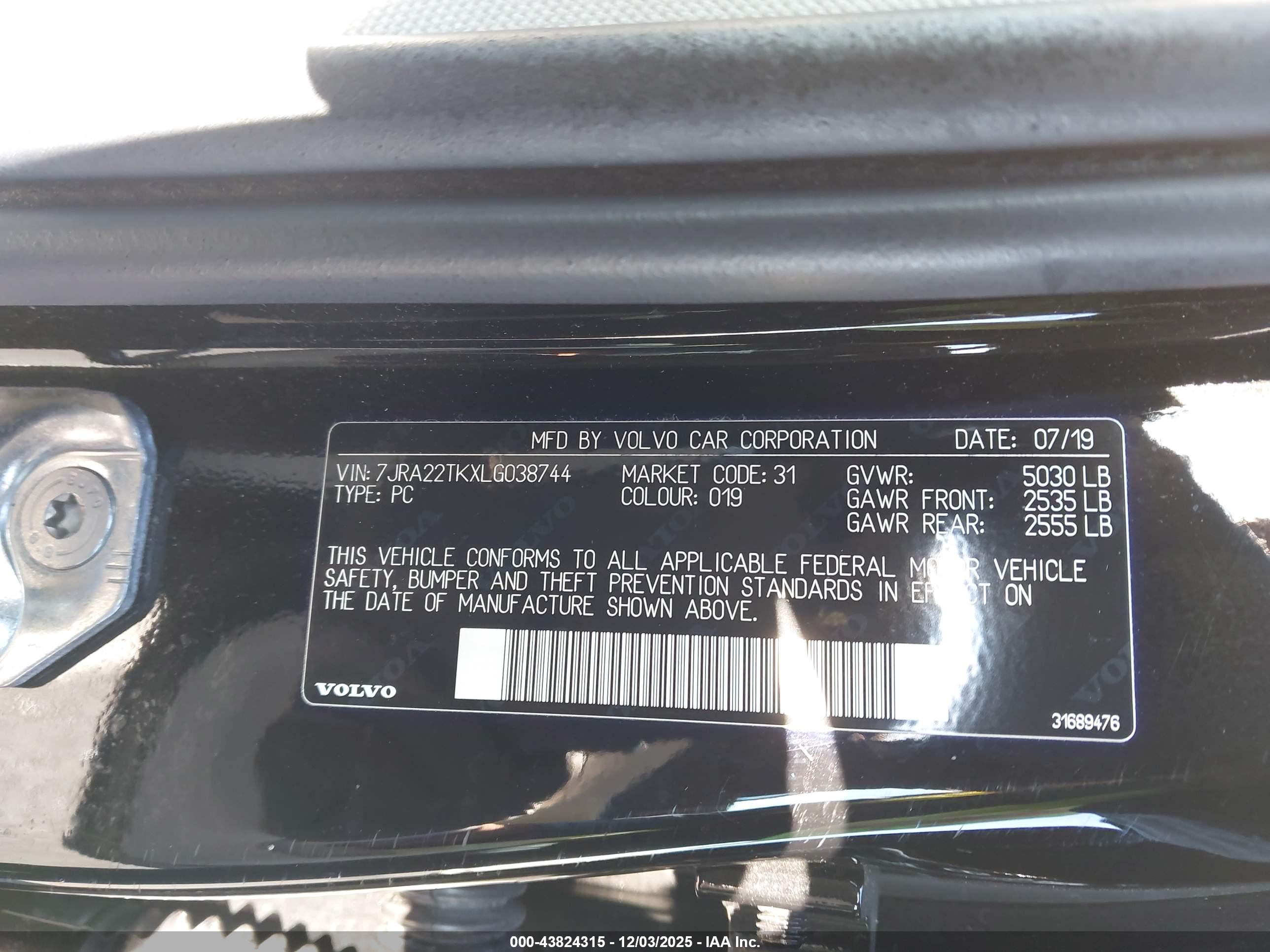 VOLVO S60 image 9