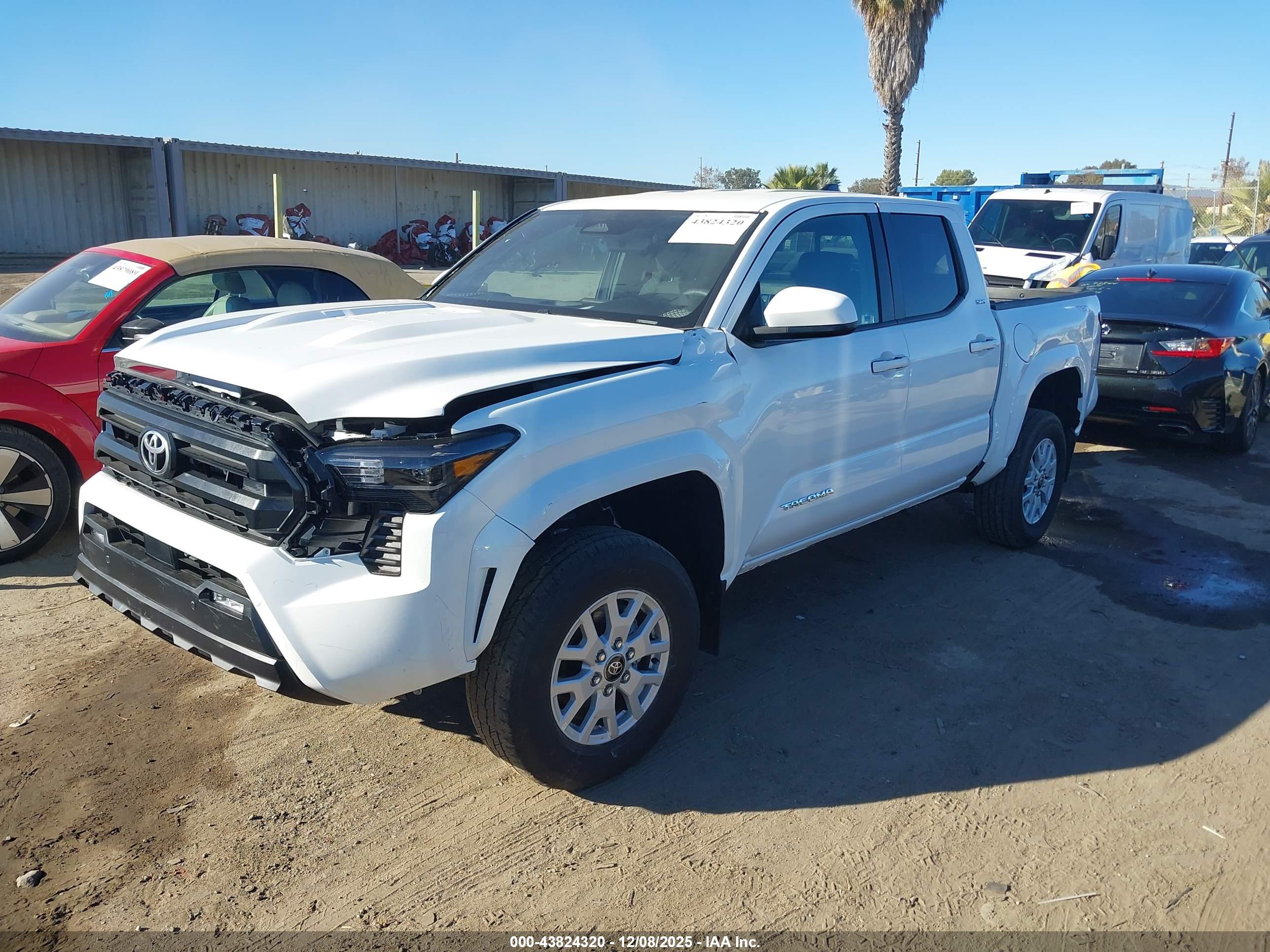 TOYOTA TACOMA image 2