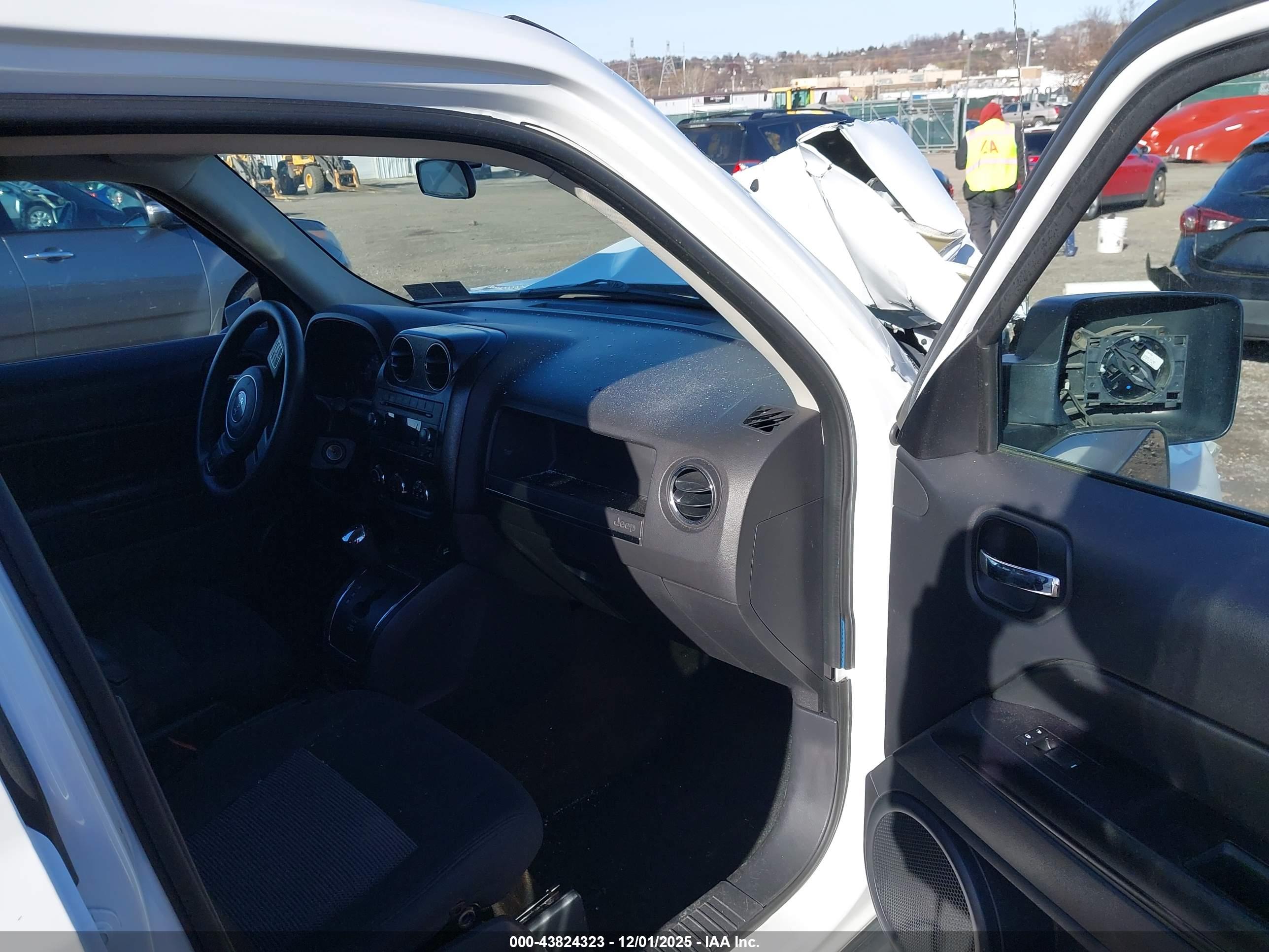JEEP PATRIOT image 5
