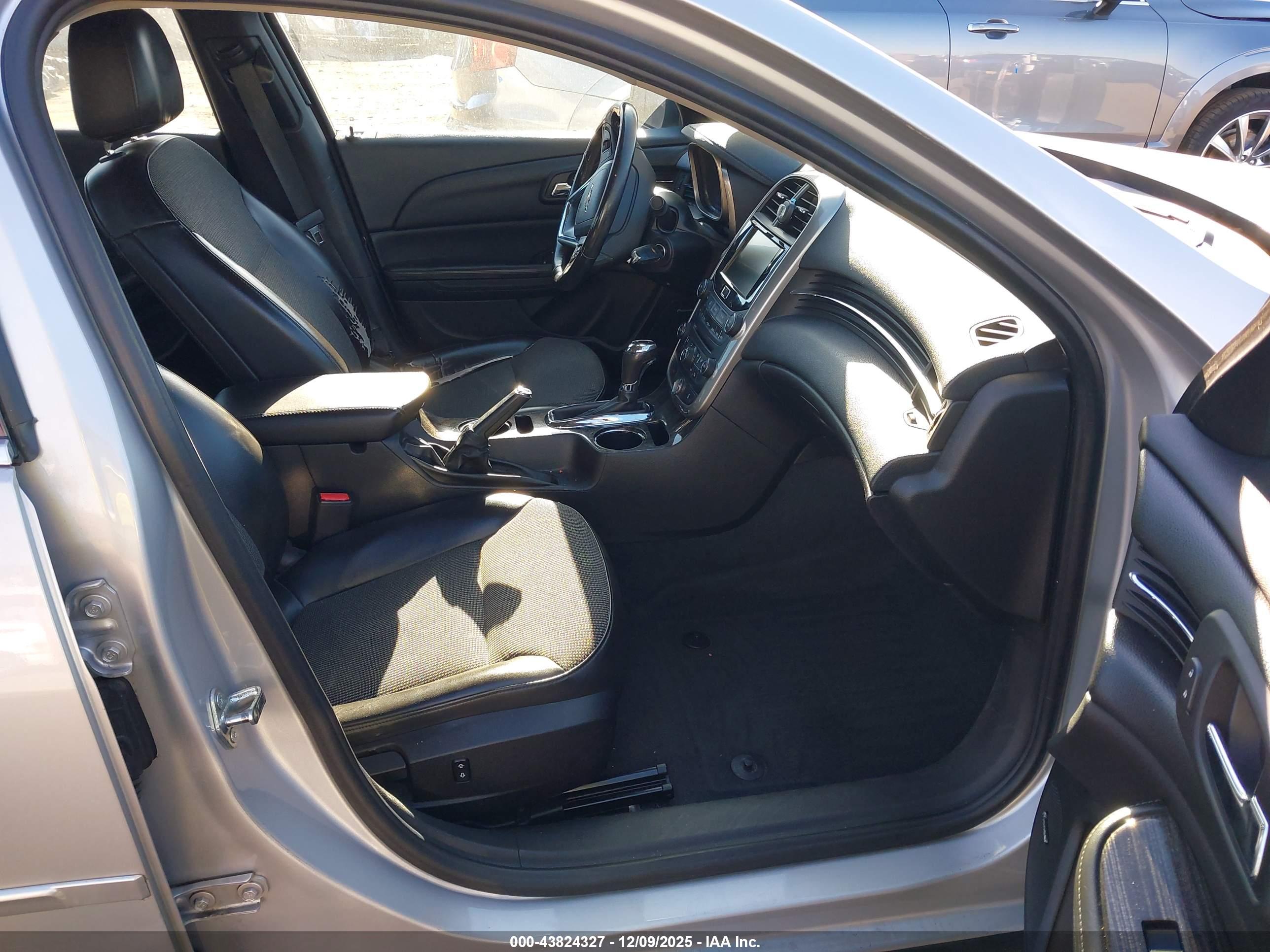 CHEVROLET MALIBU image 5