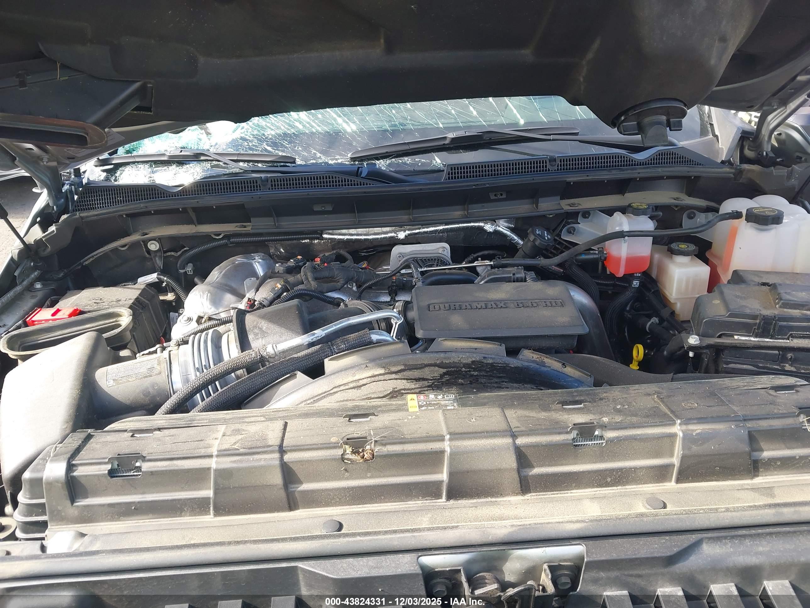 GMC SIERRA image 10