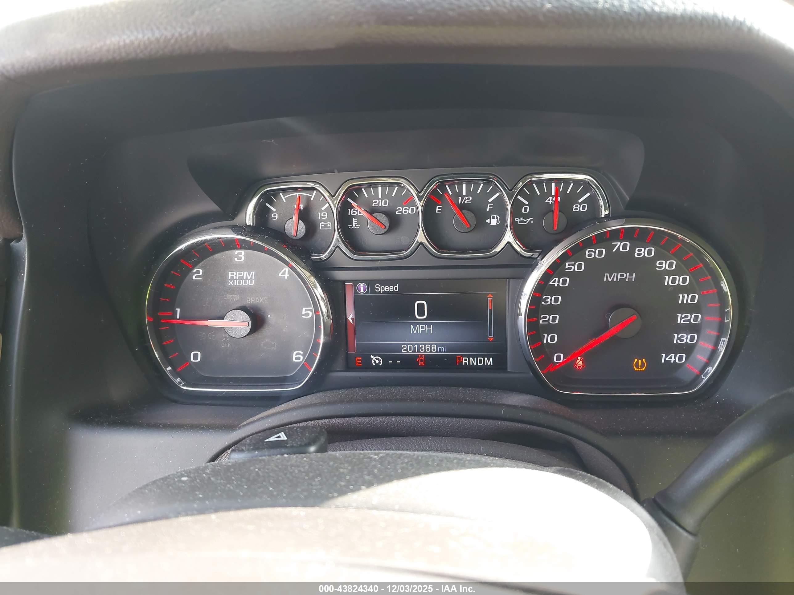 GMC YUKON image 7