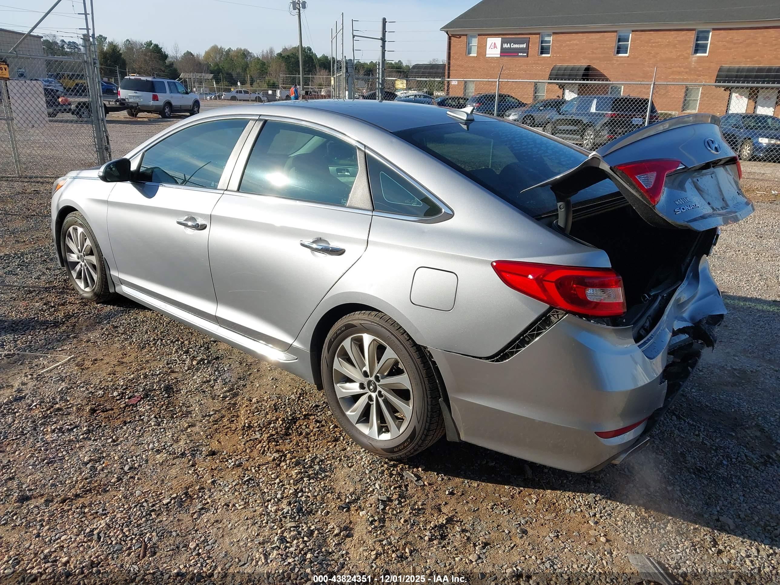HYUNDAI SONATA image 3