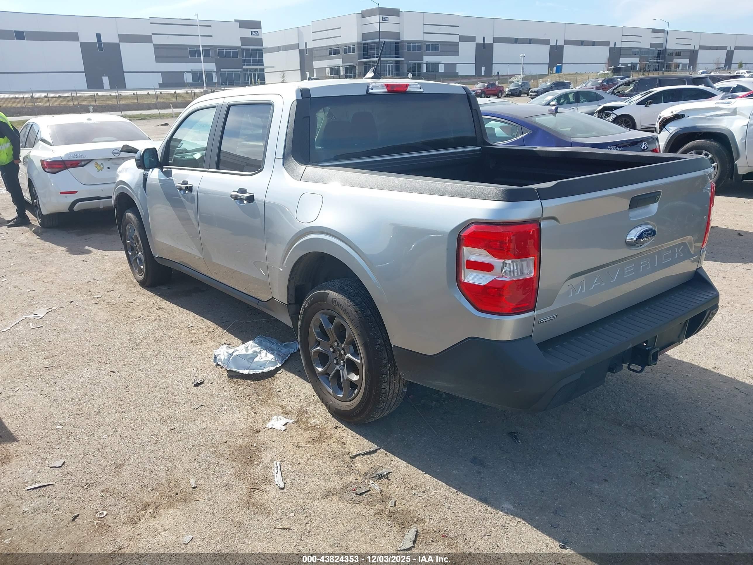 FORD MAVERICK image 3