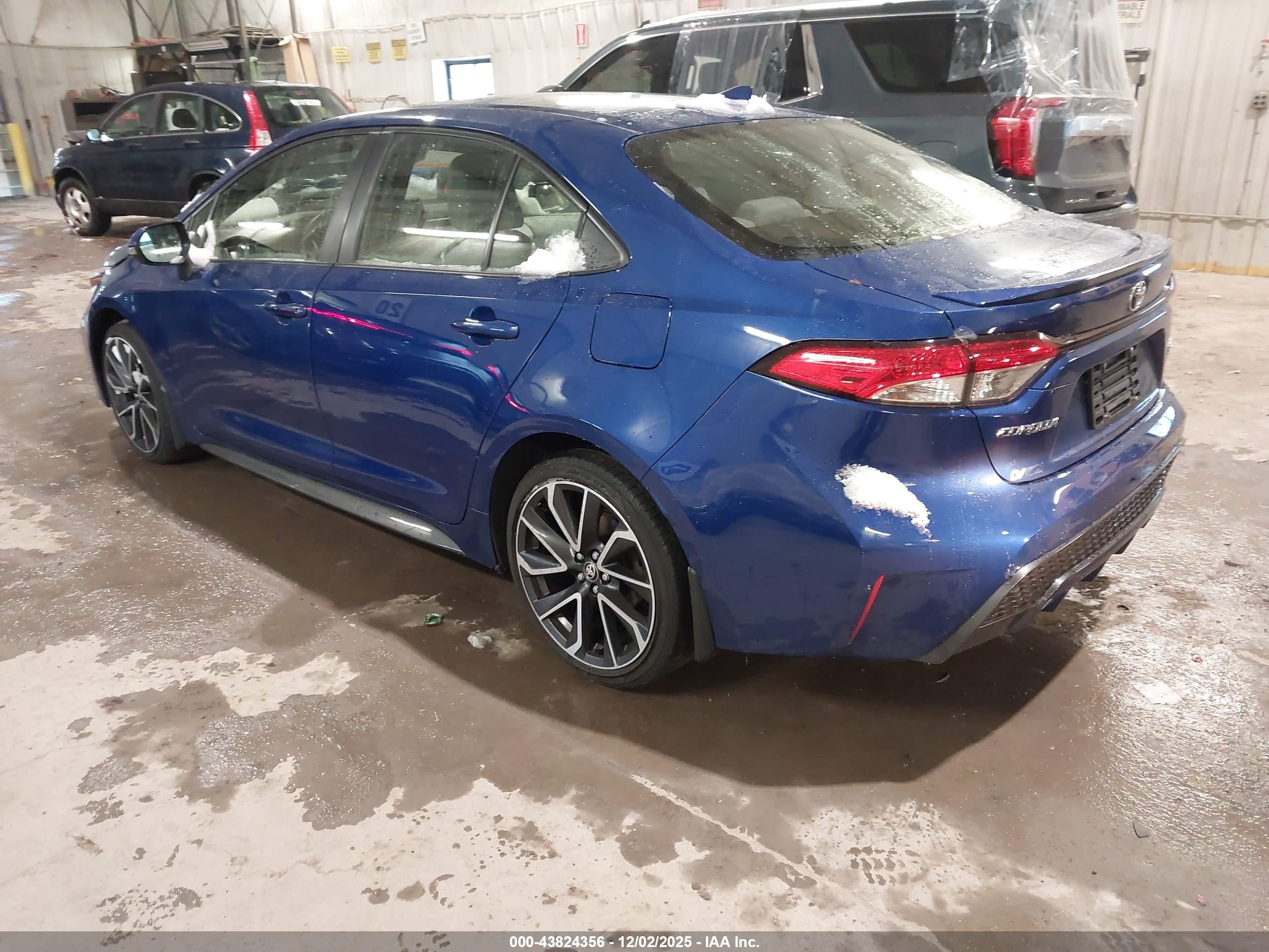 TOYOTA COROLLA image 3