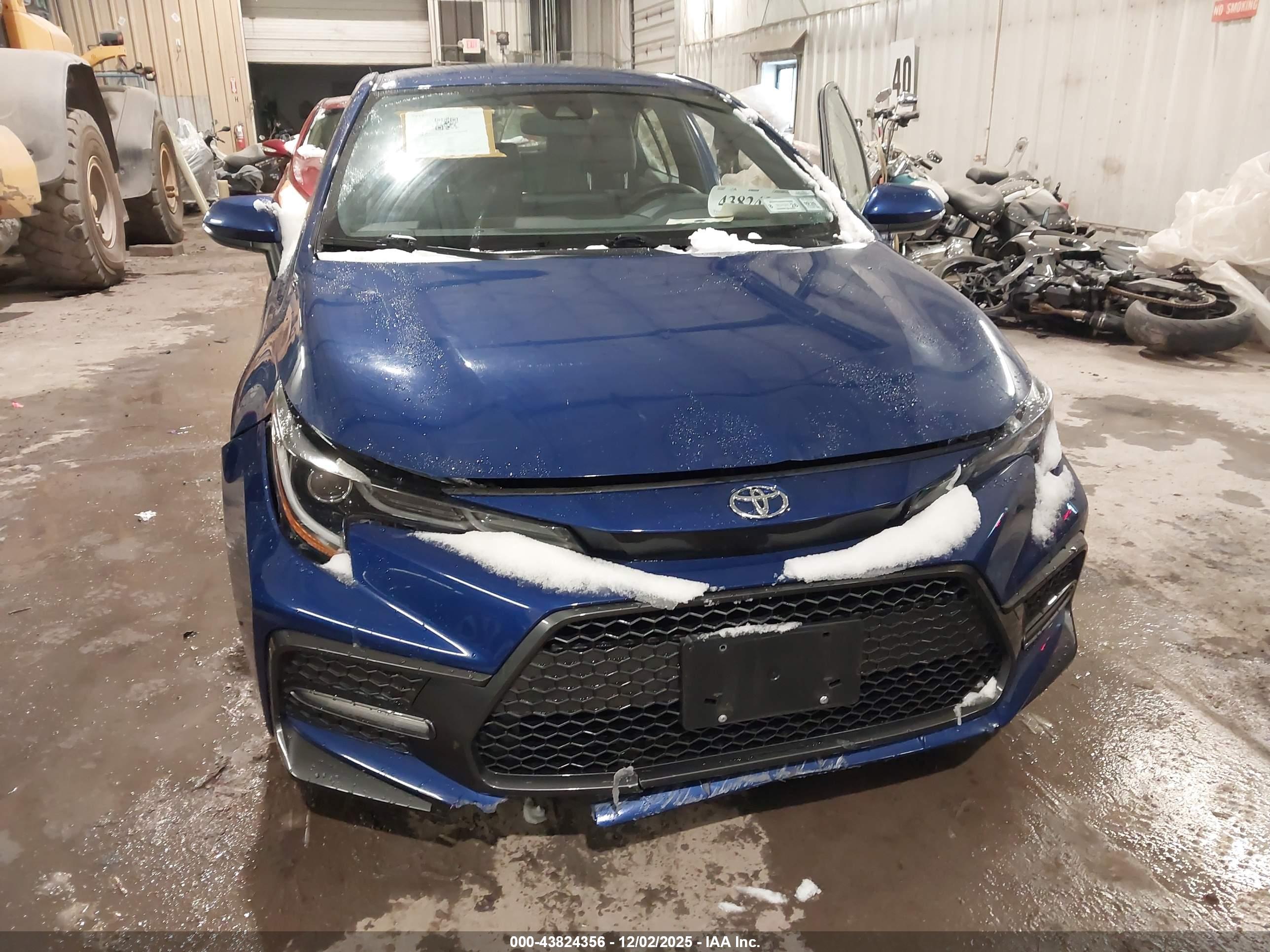 TOYOTA COROLLA image 6