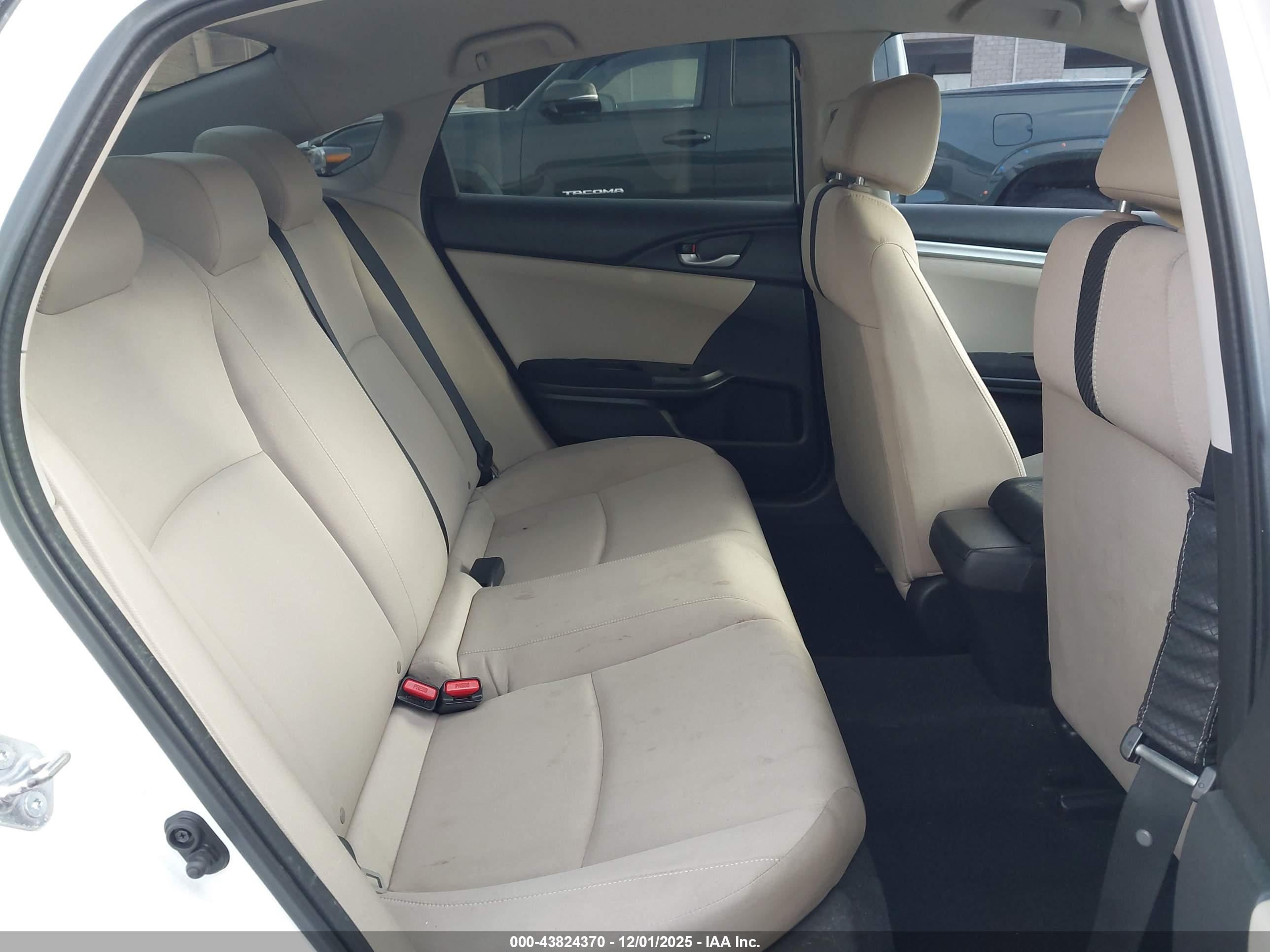HONDA CIVIC image 8