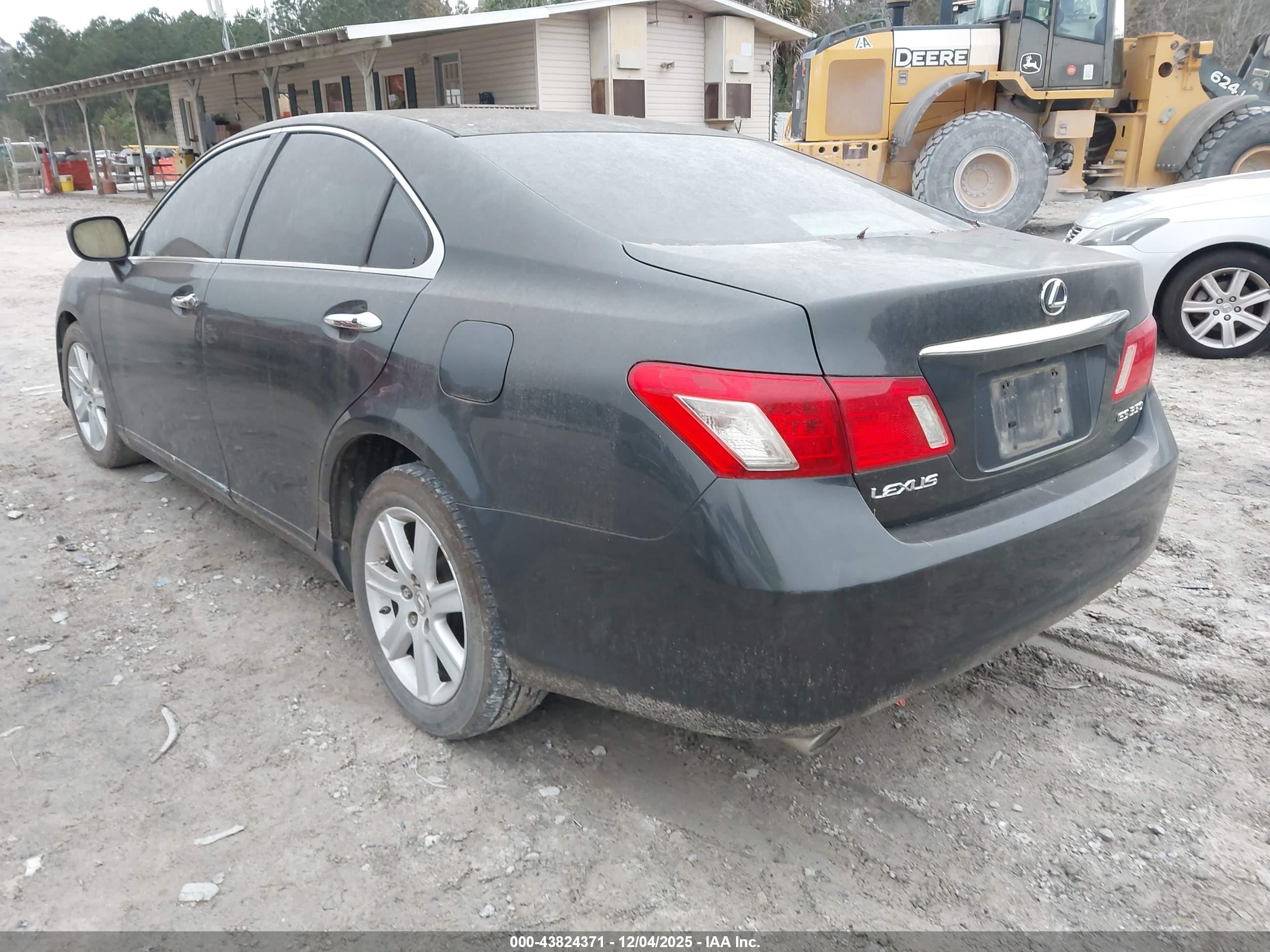 LEXUS ES image 3