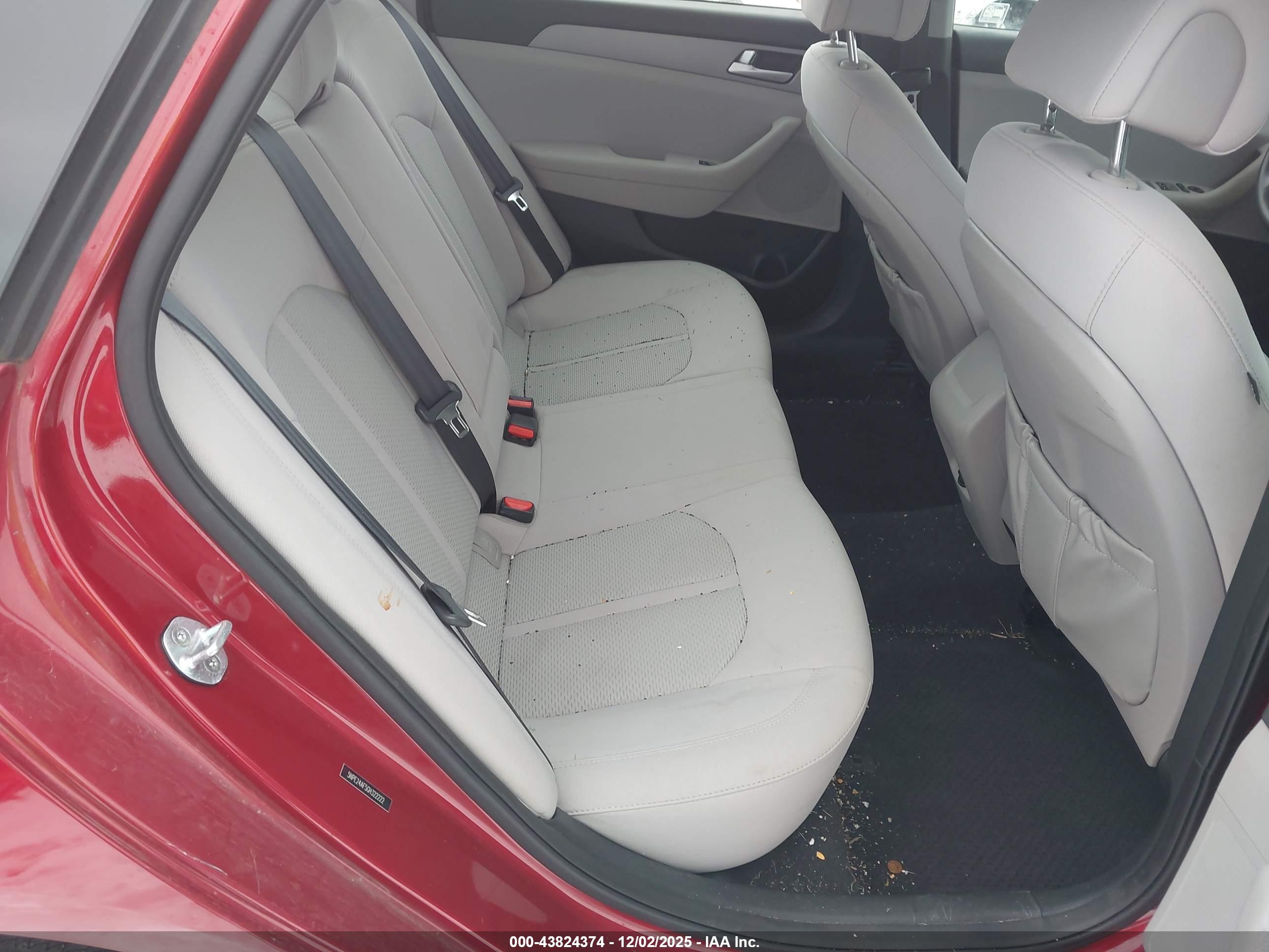 HYUNDAI SONATA image 8