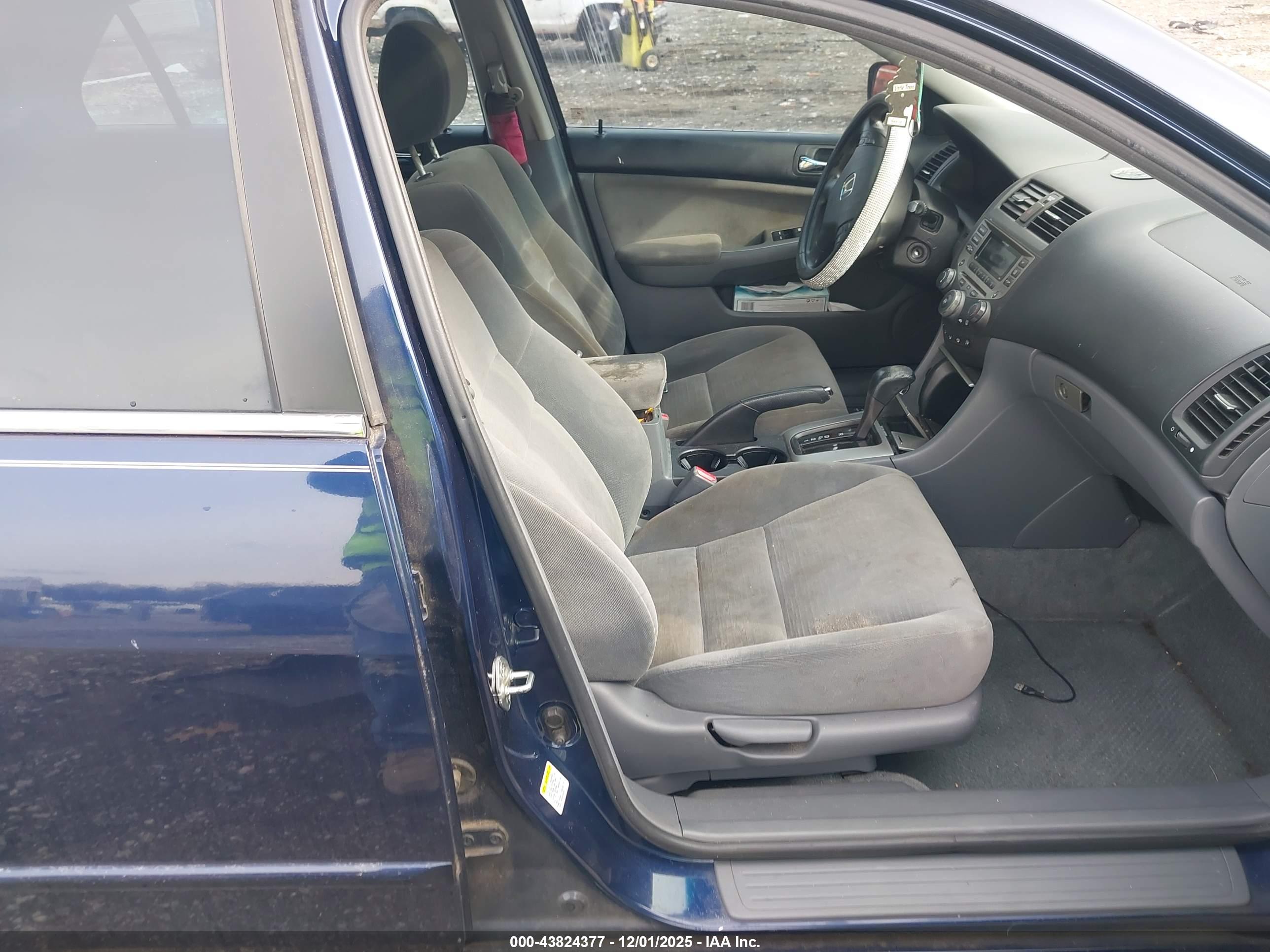 HONDA ACCORD image 5