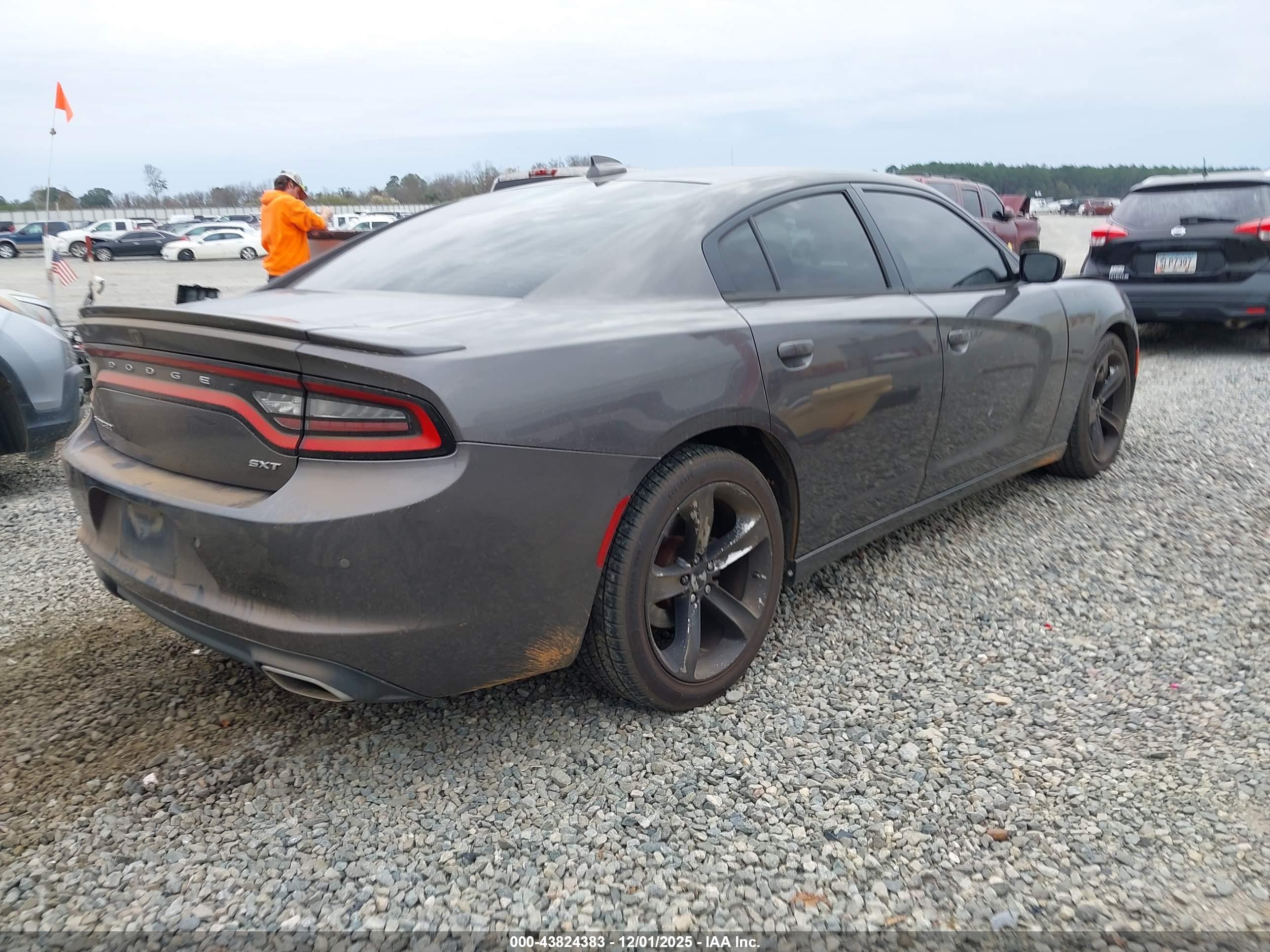 DODGE CHARGER image 4