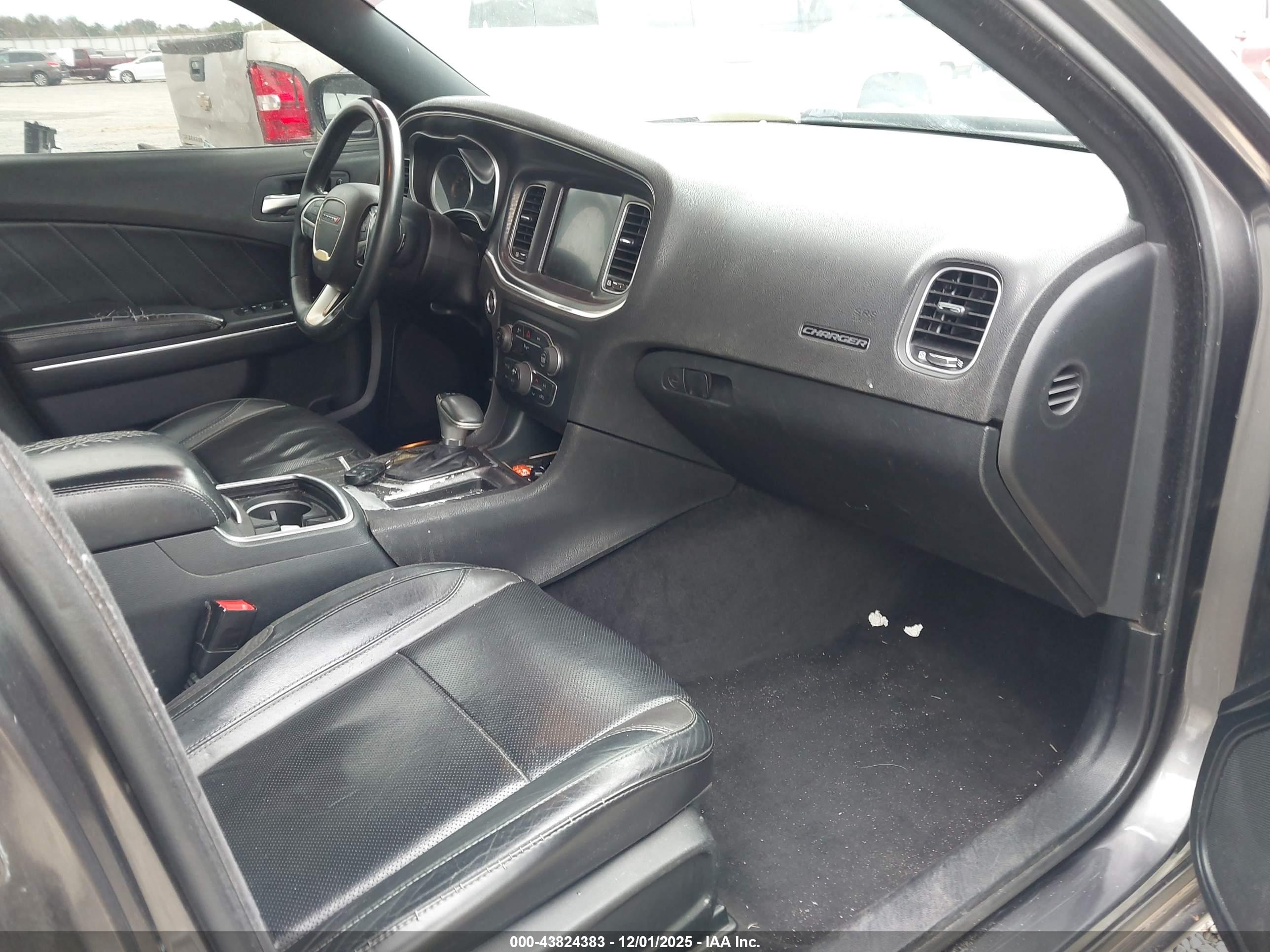 DODGE CHARGER image 5