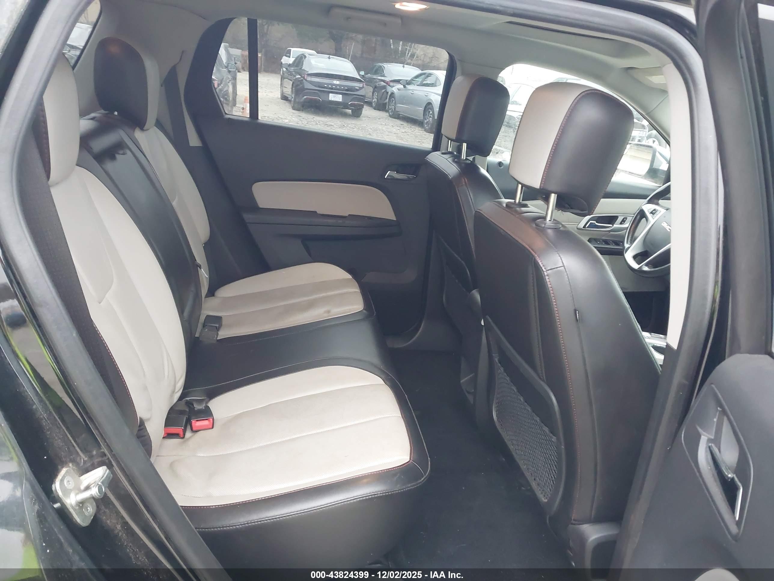 GMC TERRAIN image 8