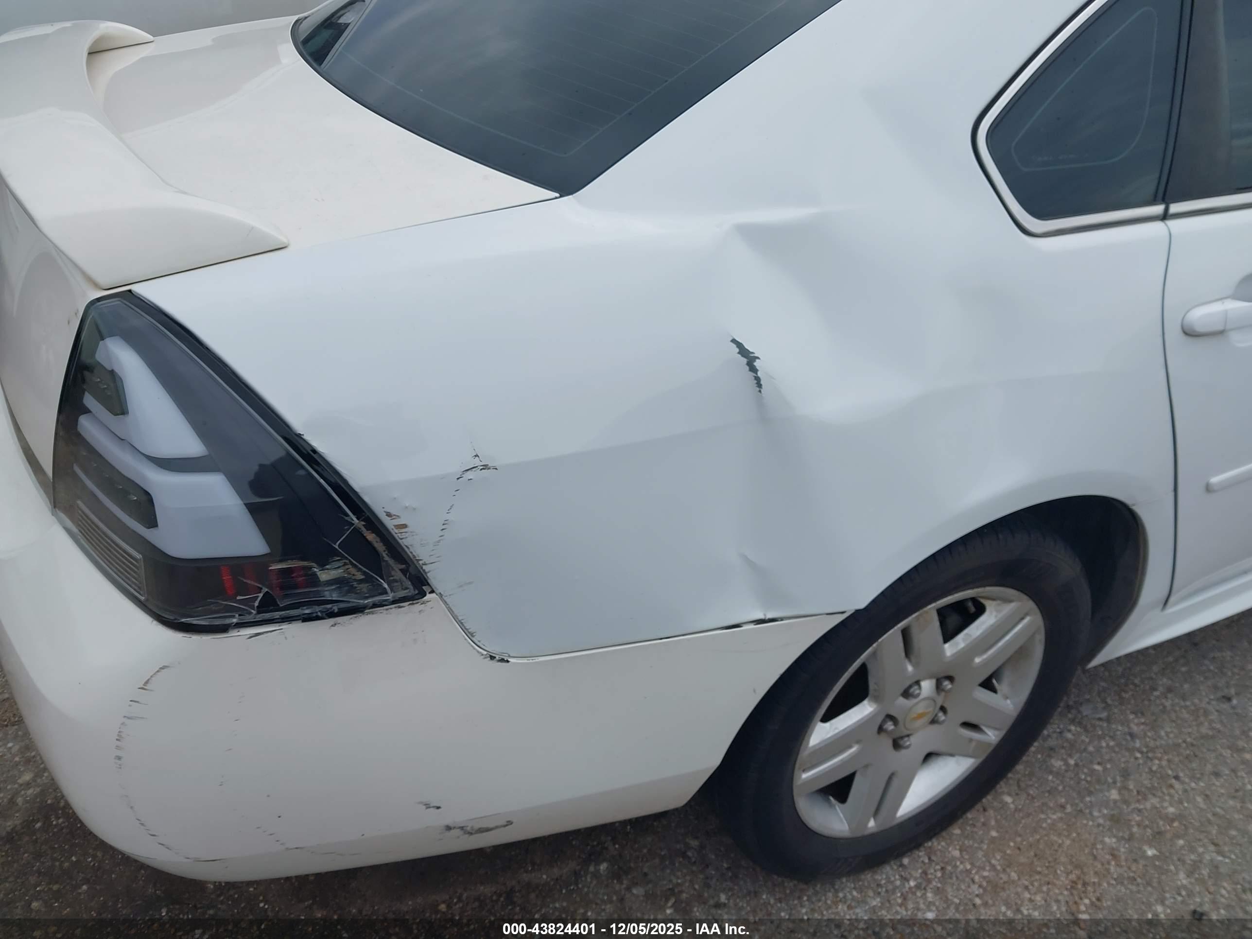 CHEVROLET IMPALA image 6