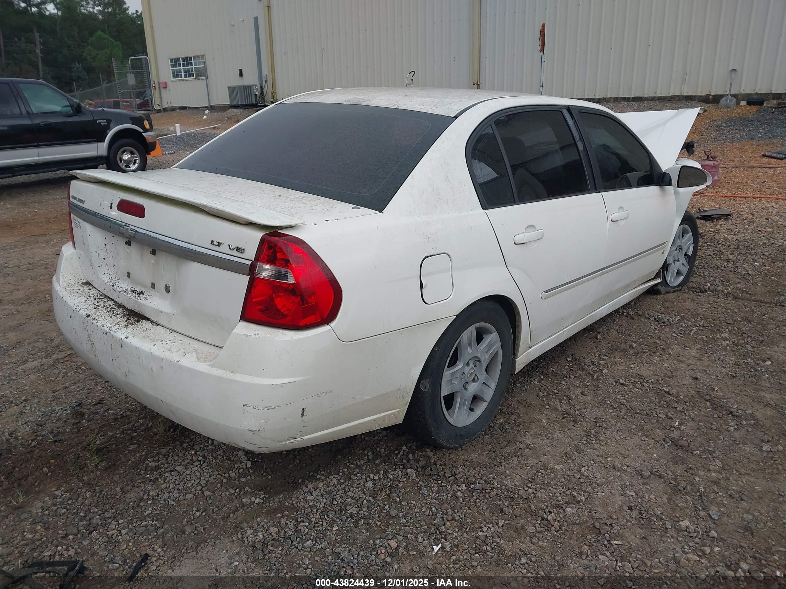 CHEVROLET MALIBU image 4