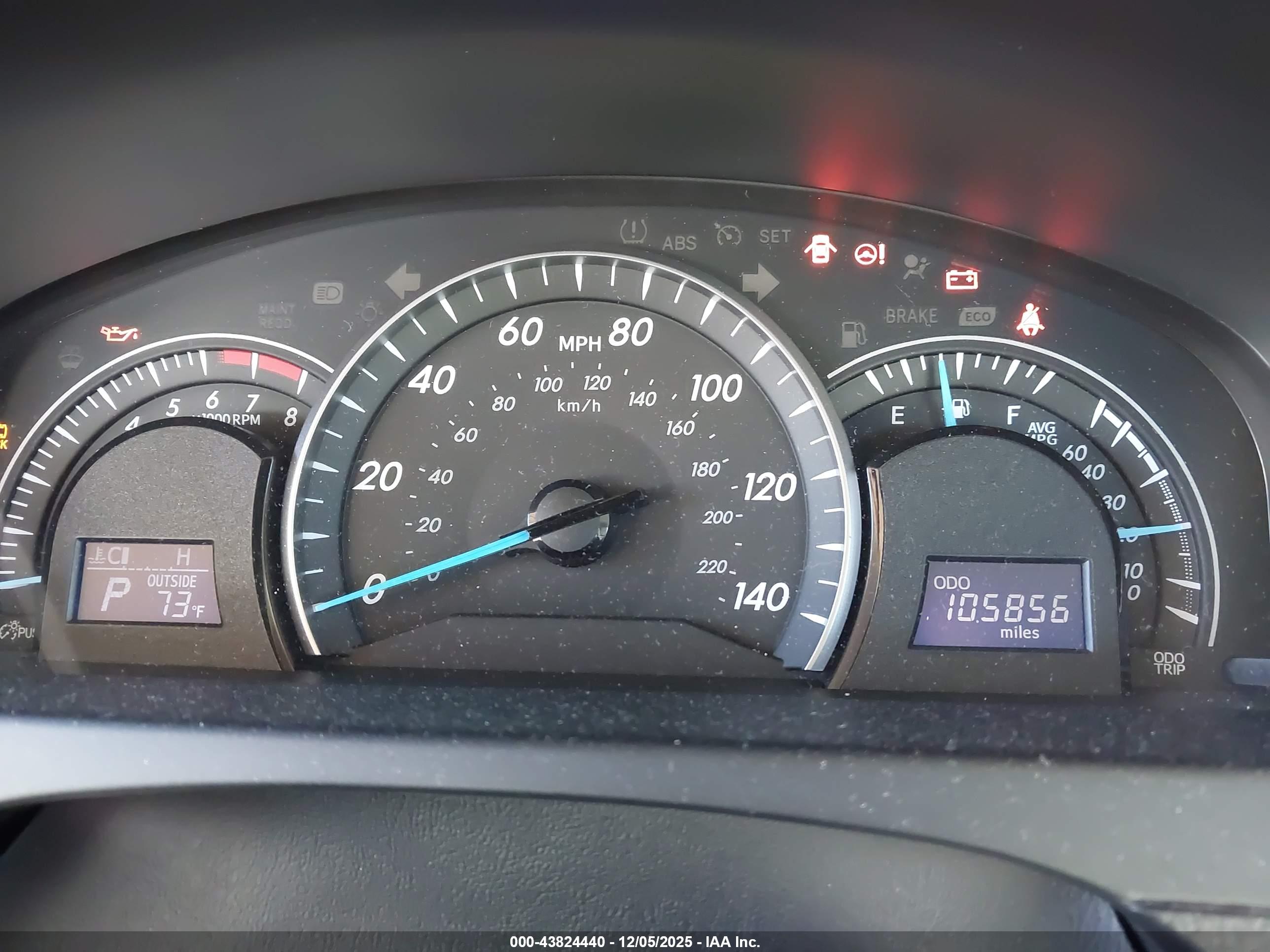 TOYOTA CAMRY image 7