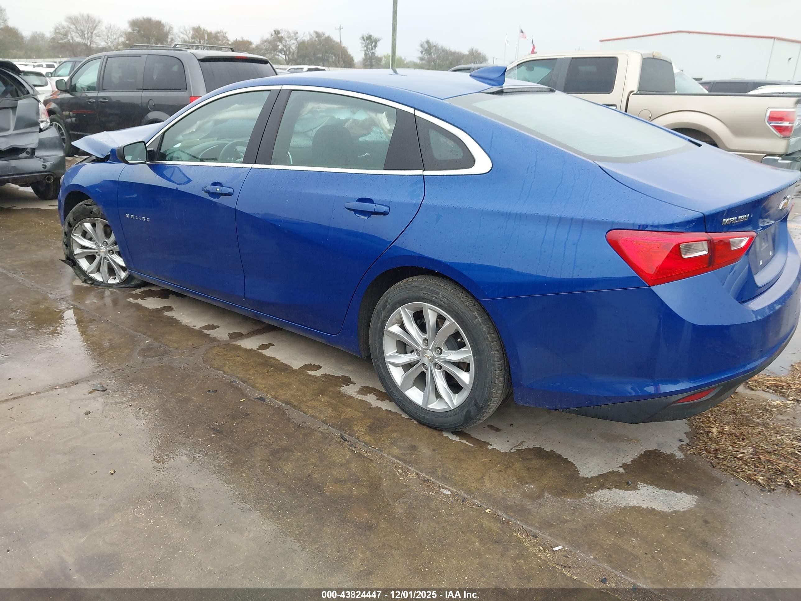 CHEVROLET MALIBU image 3