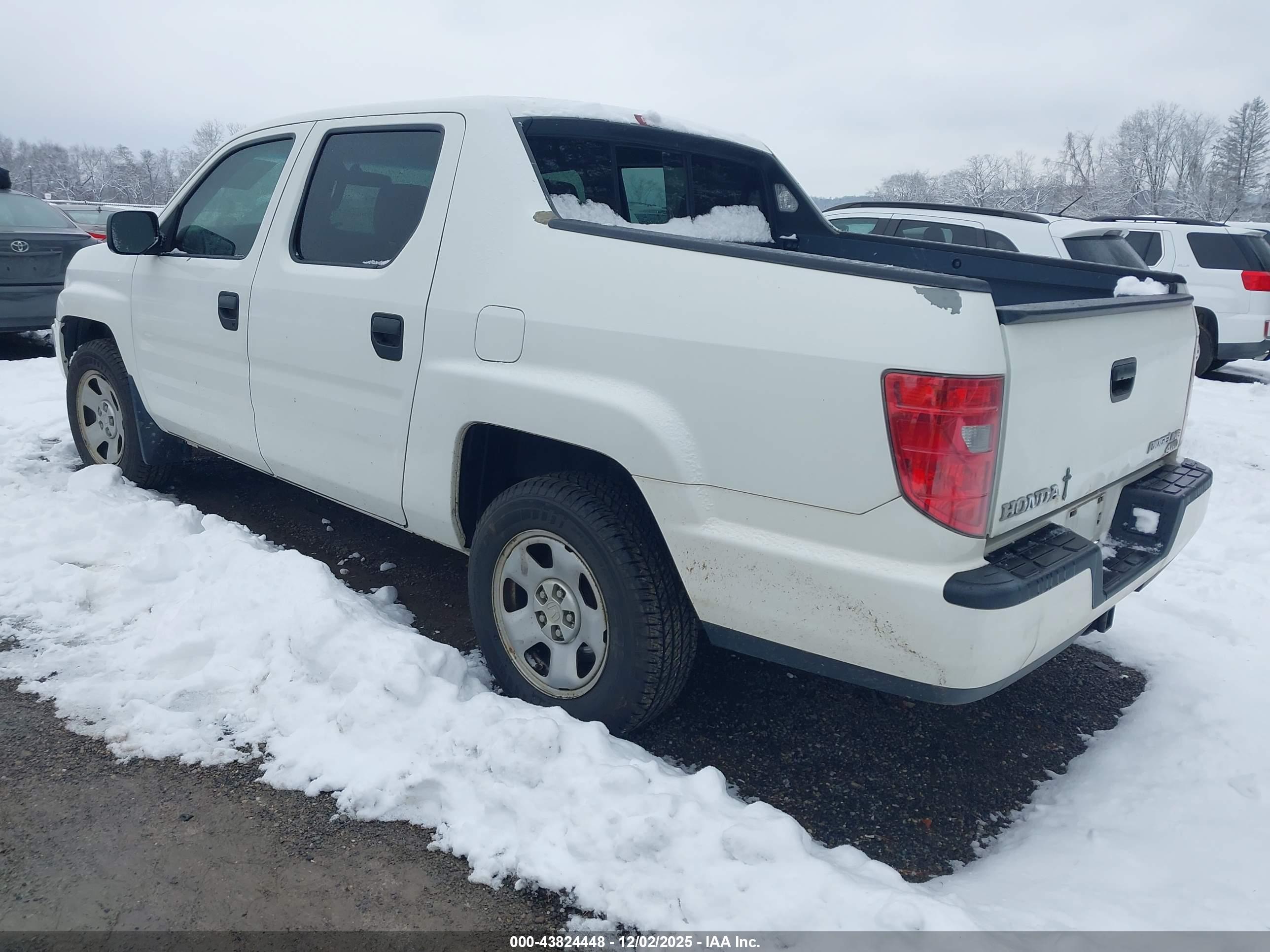 HONDA RIDGELINE image 3