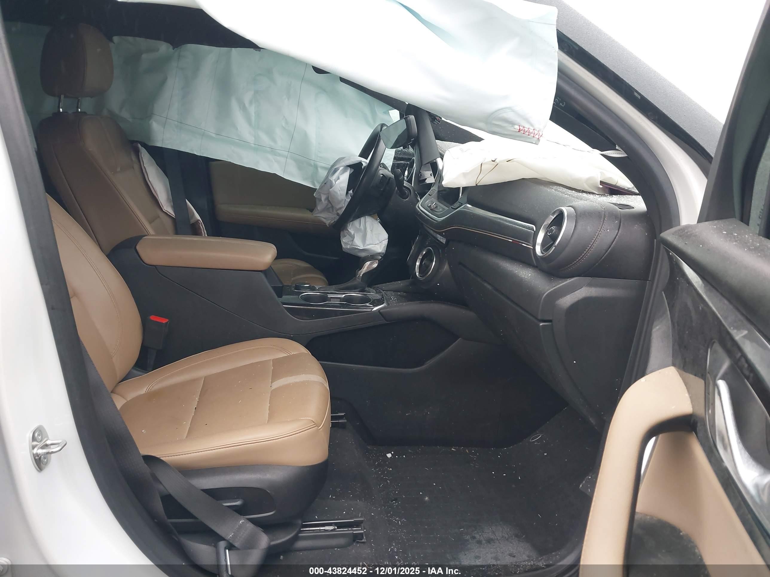 CHEVROLET BLAZER image 5