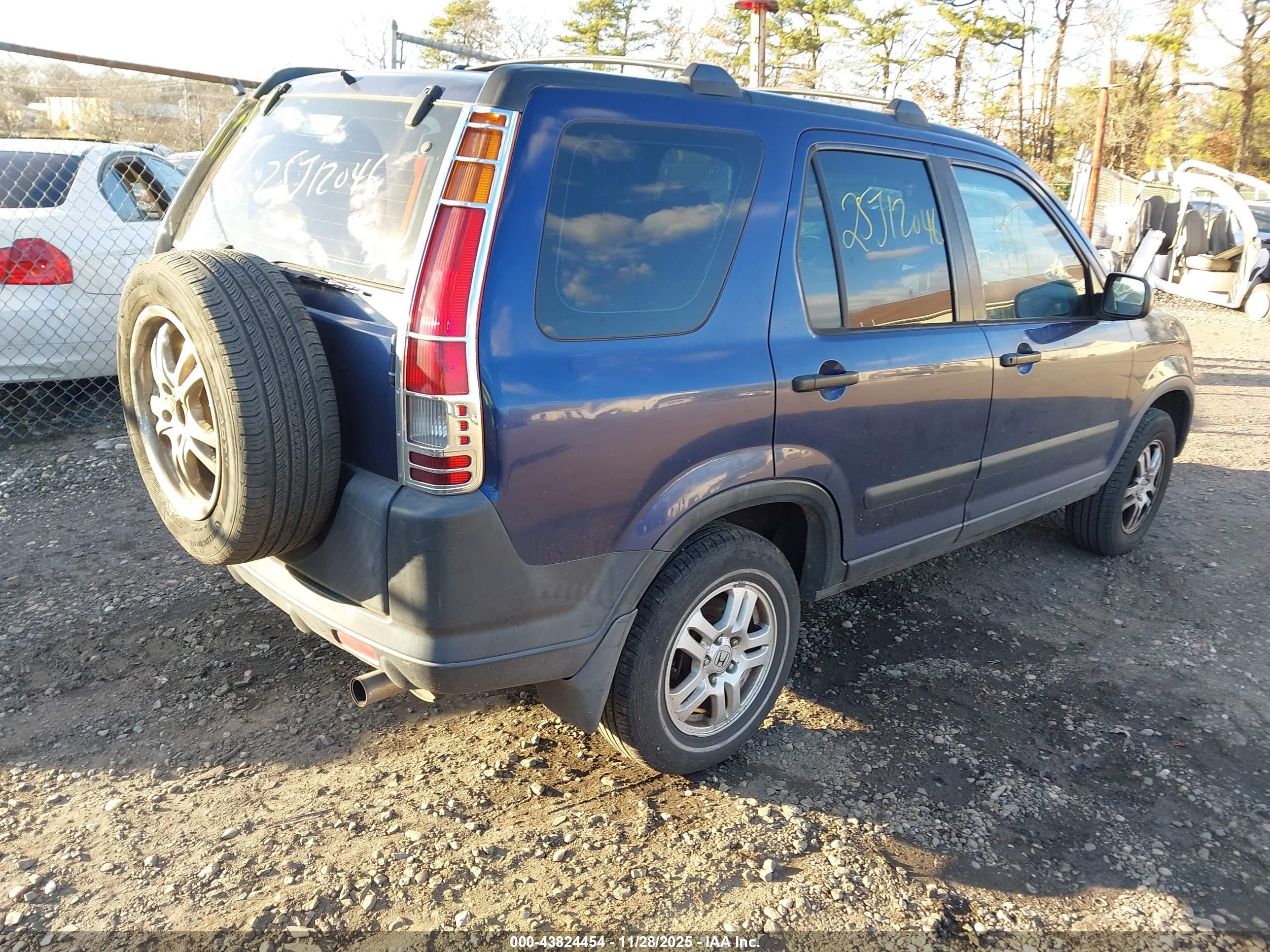 HONDA CR-V image 4