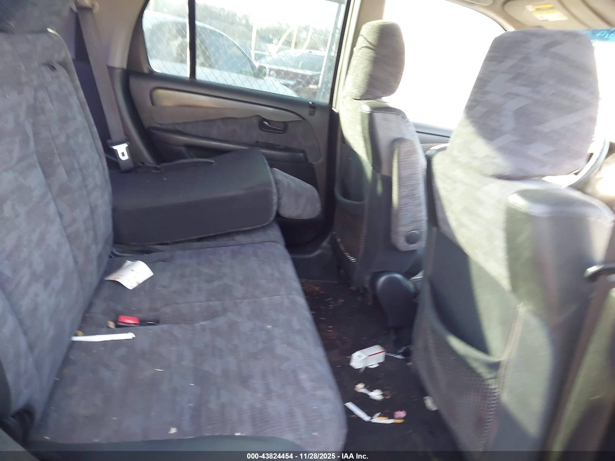 HONDA CR-V image 8
