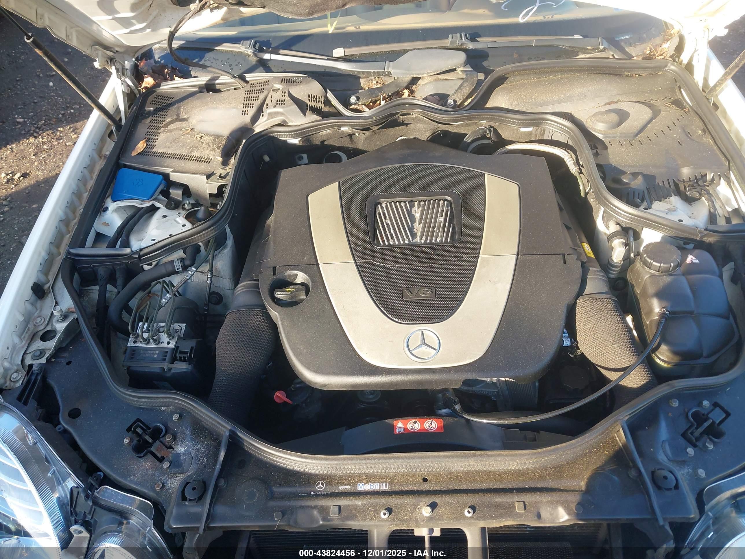 MERCEDES-BENZ E image 10