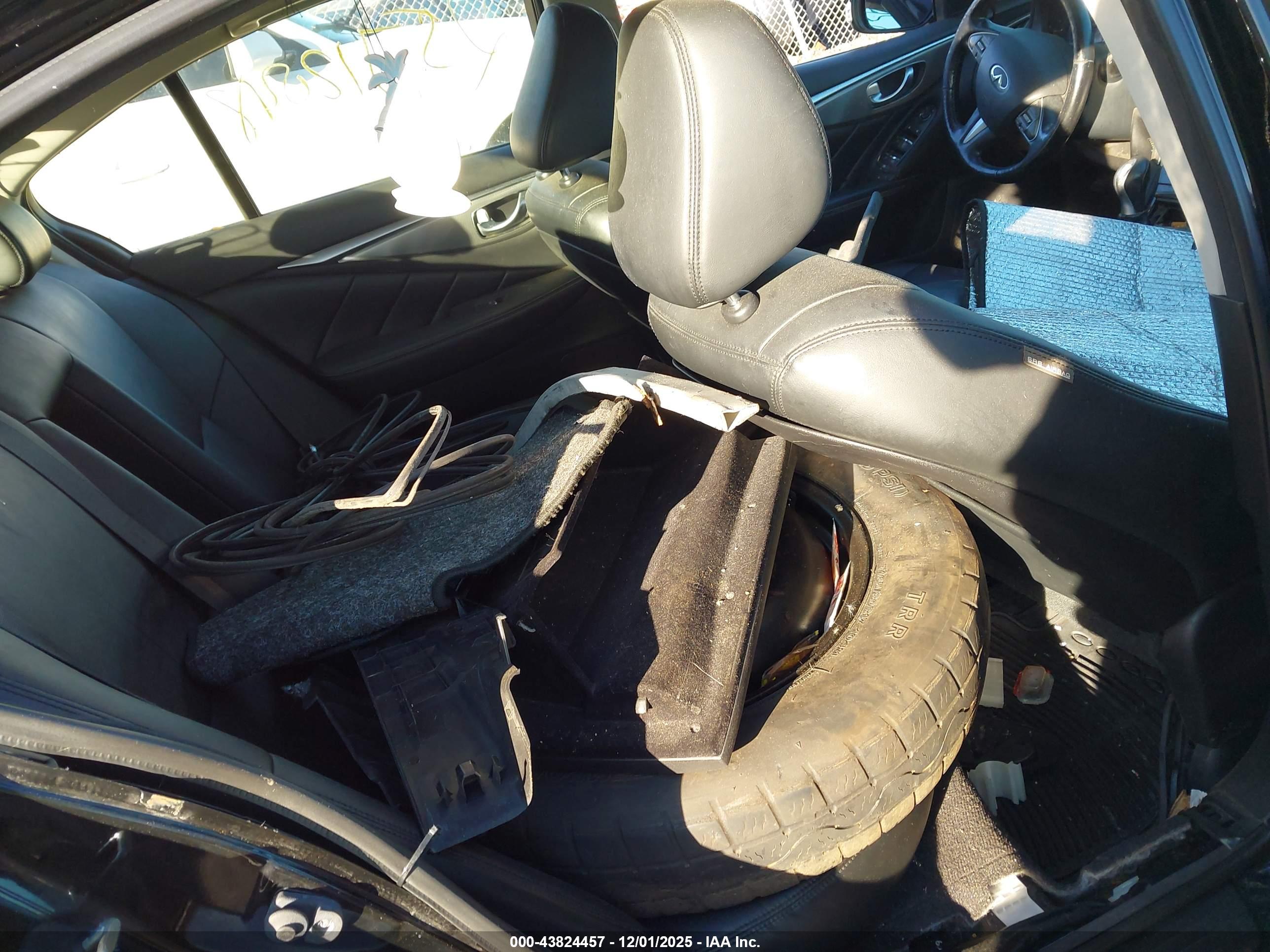 INFINITI Q50 image 8