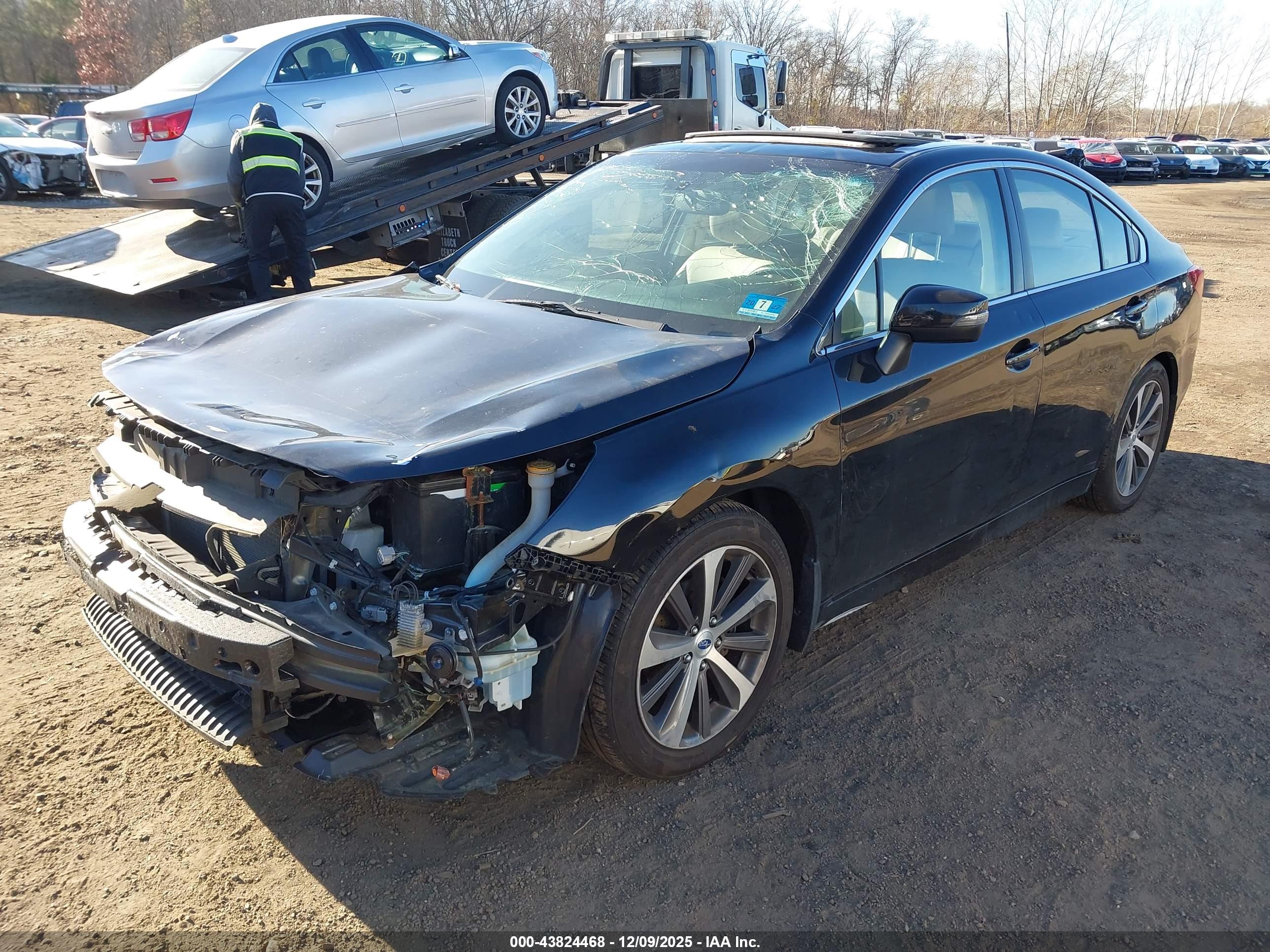 SUBARU LEGACY image 6