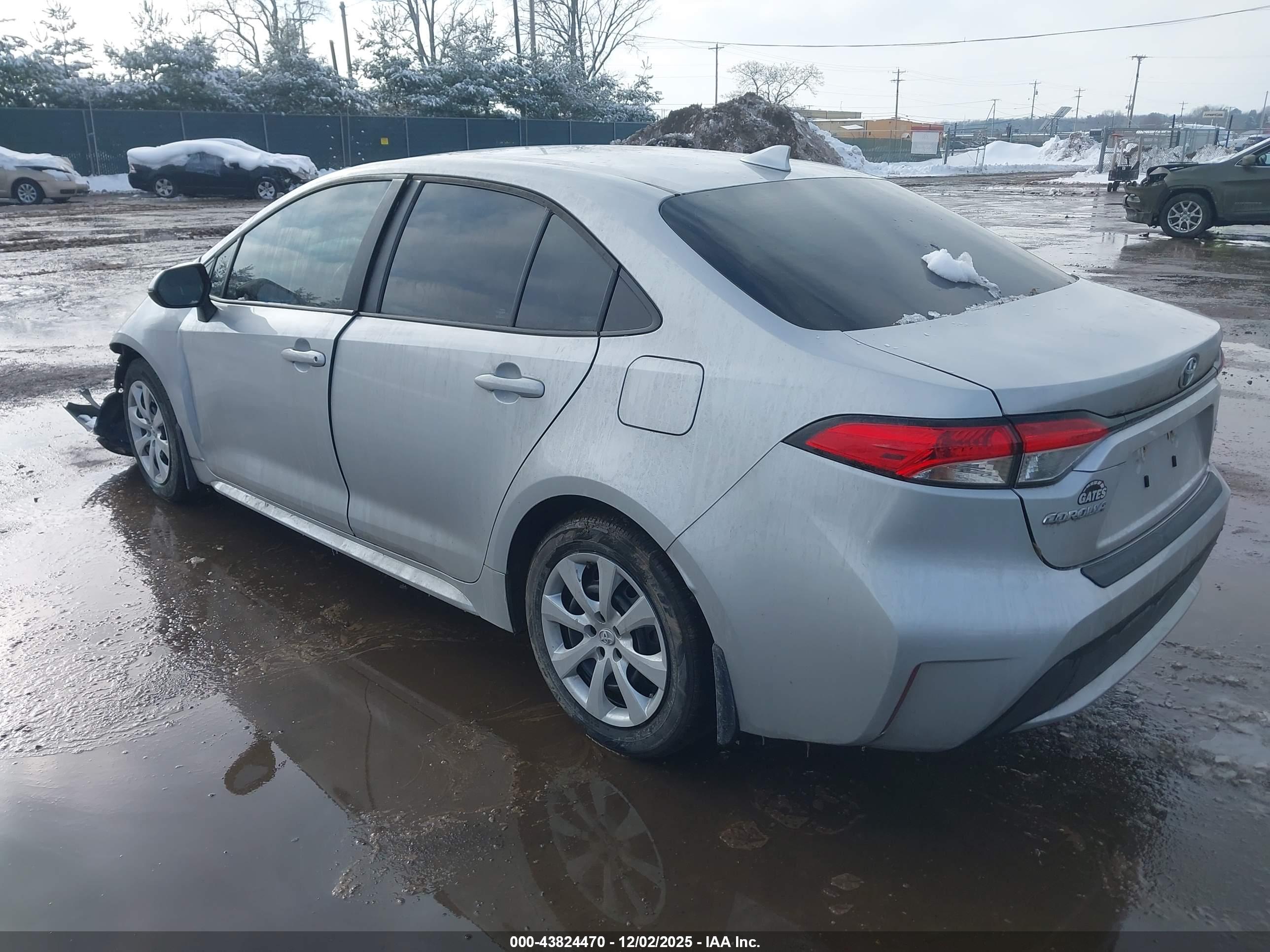 TOYOTA COROLLA image 3