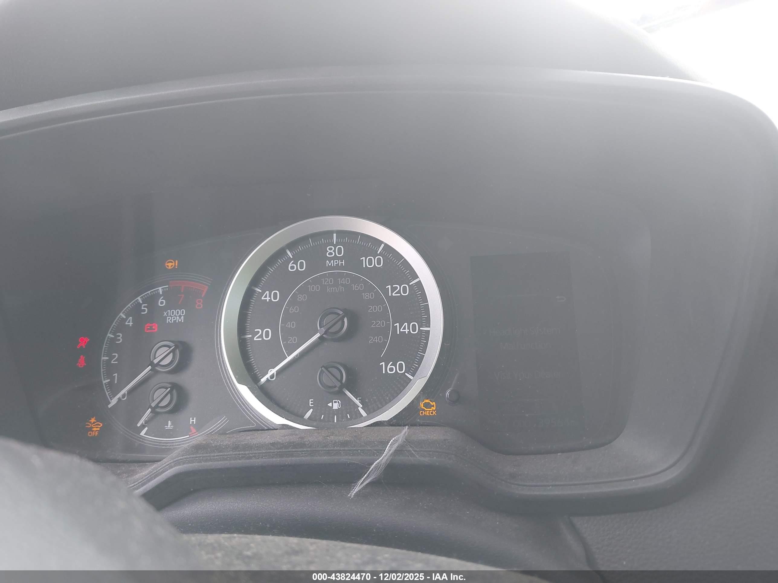 TOYOTA COROLLA image 7