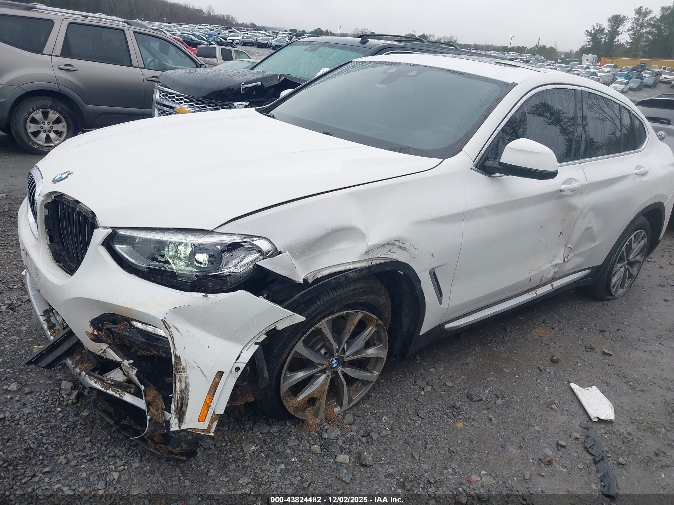 BMW X4 image 6