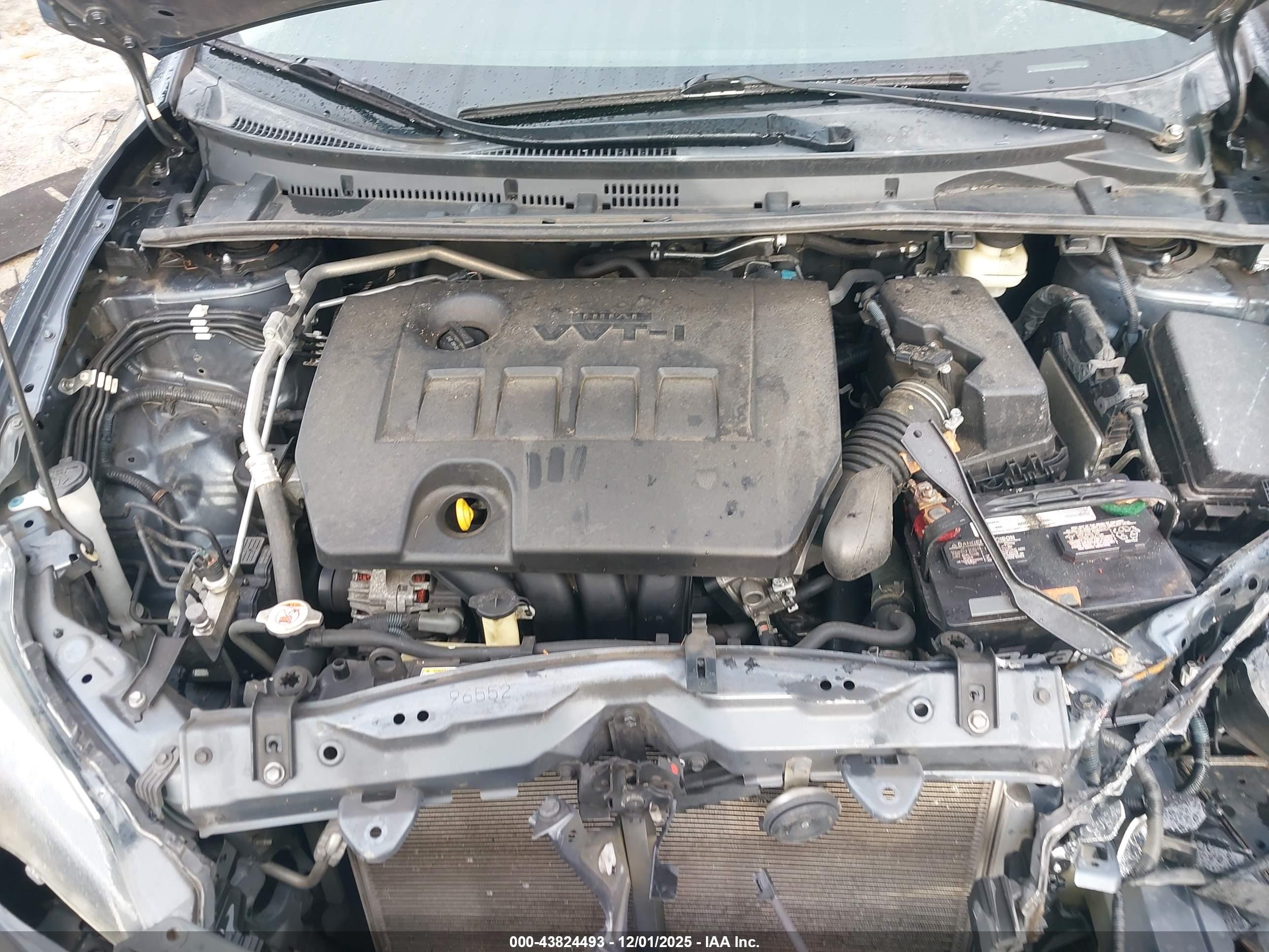 TOYOTA COROLLA image 10