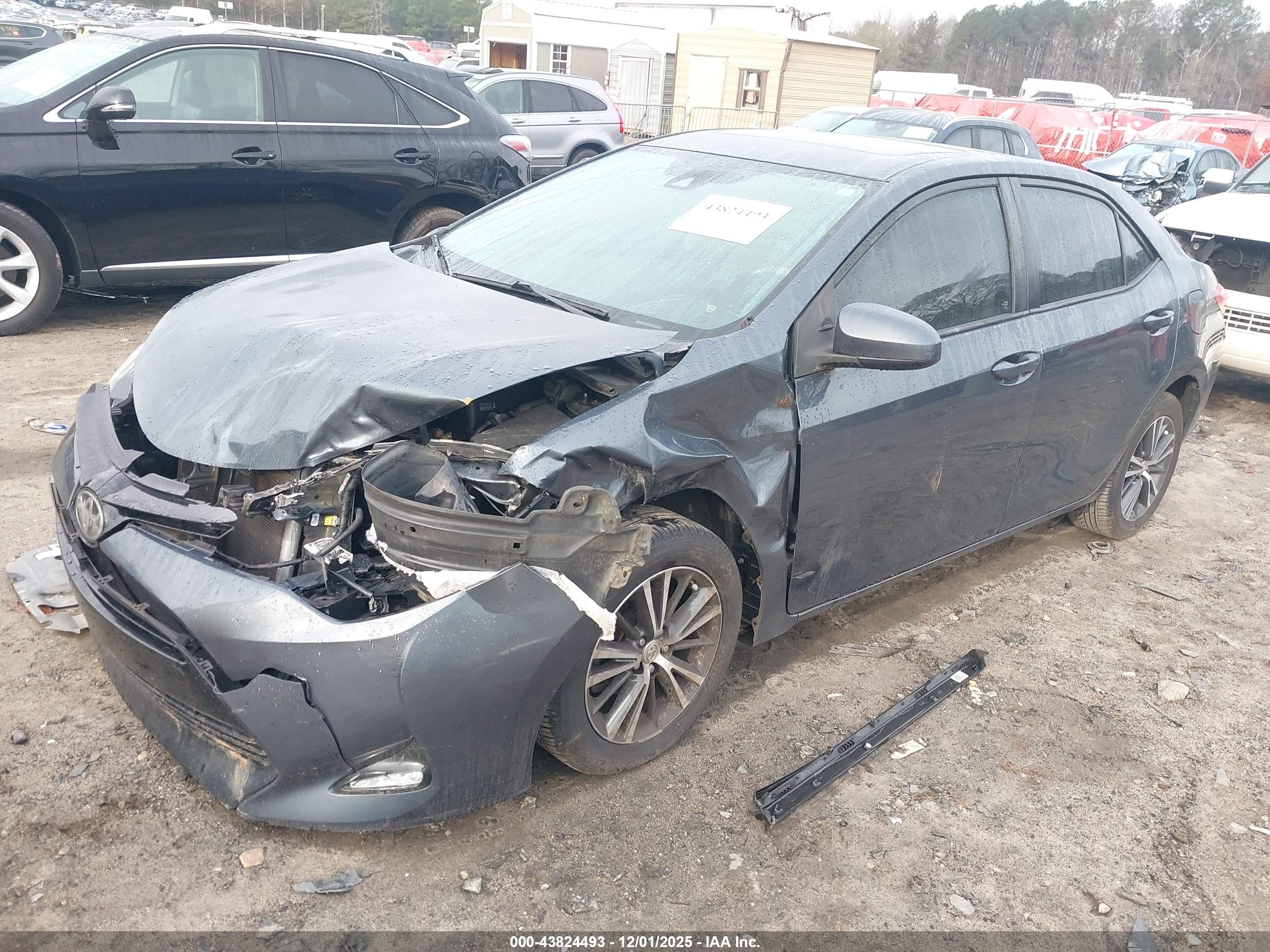 TOYOTA COROLLA image 2