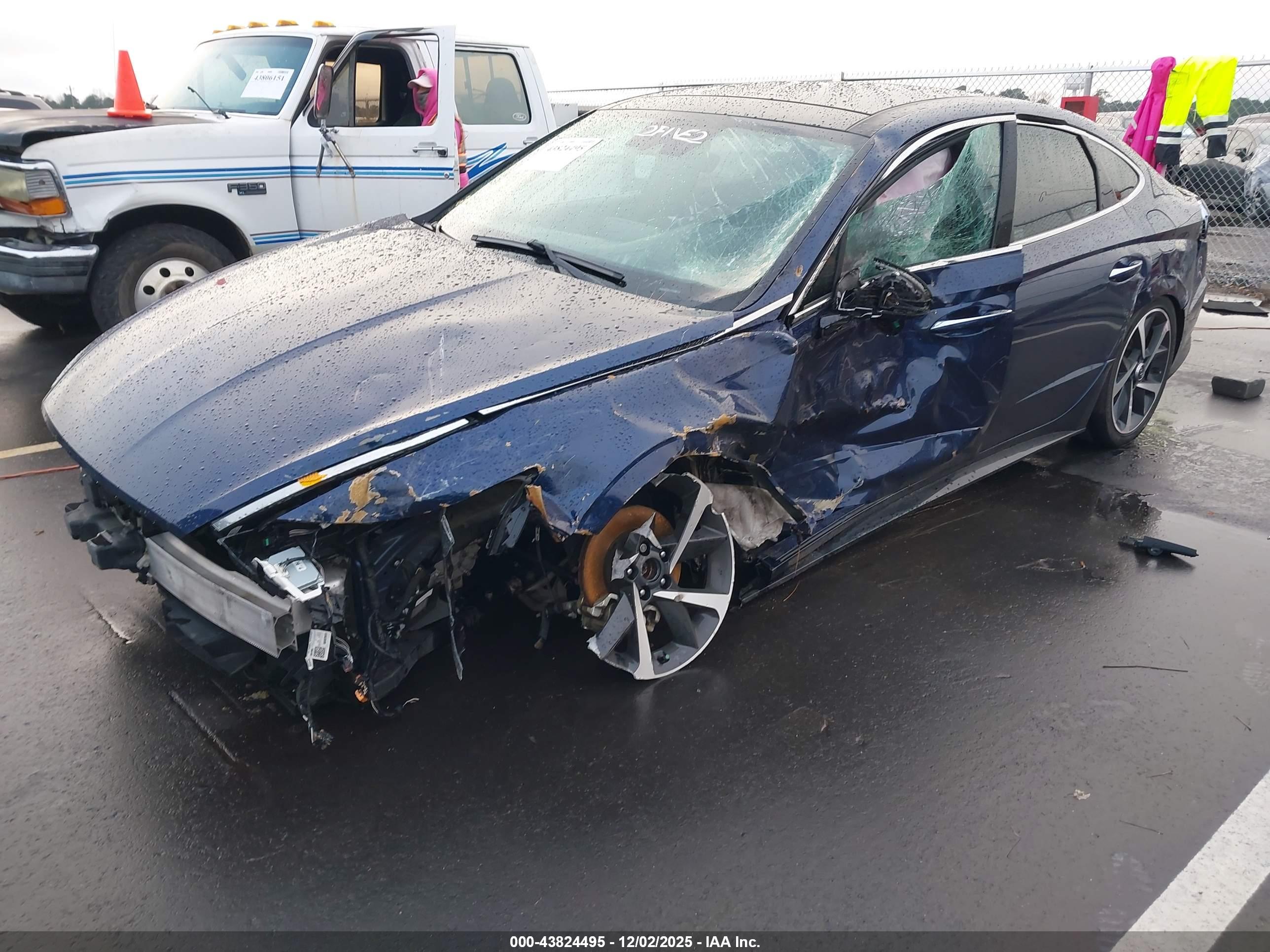 HYUNDAI SONATA image 2