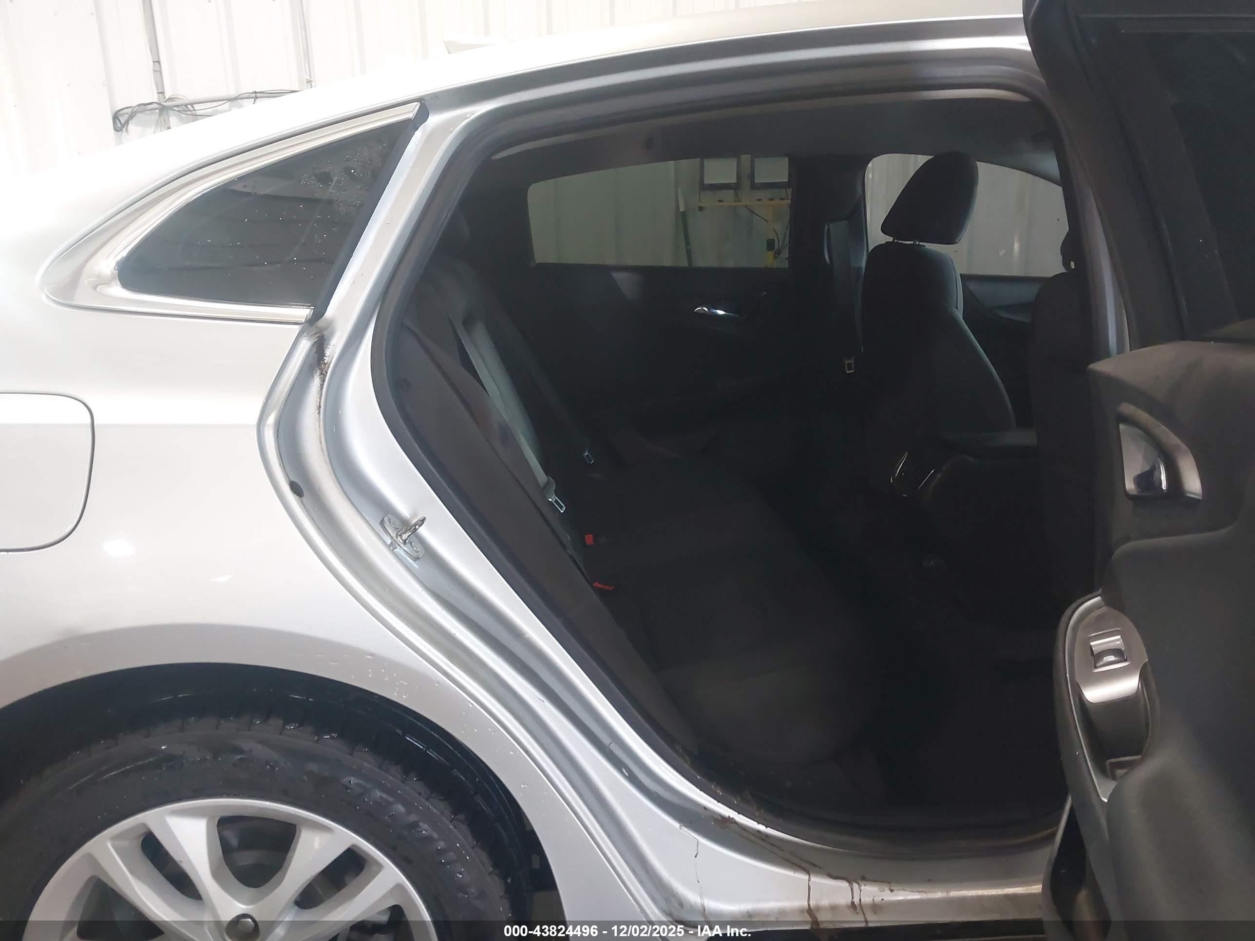 CHEVROLET MALIBU image 8