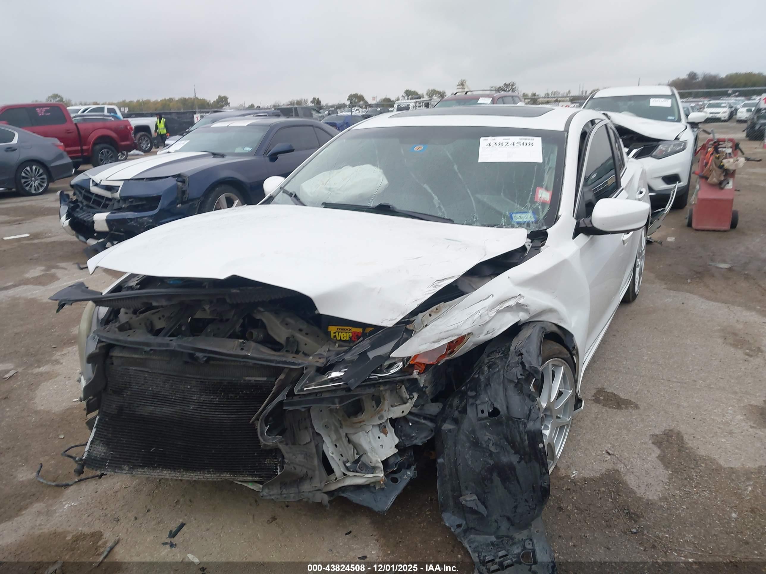 ACURA ILX image 2