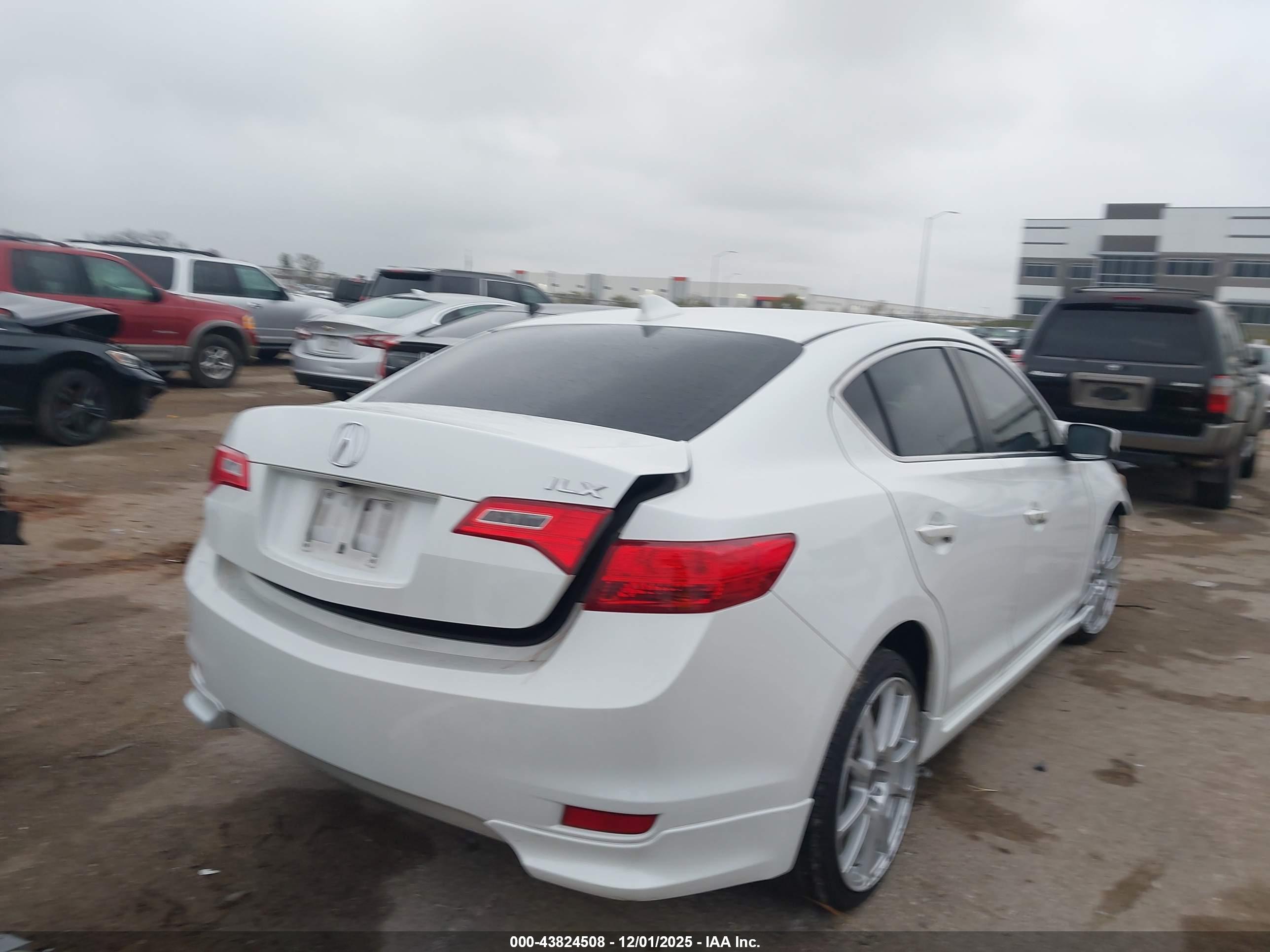 ACURA ILX image 4