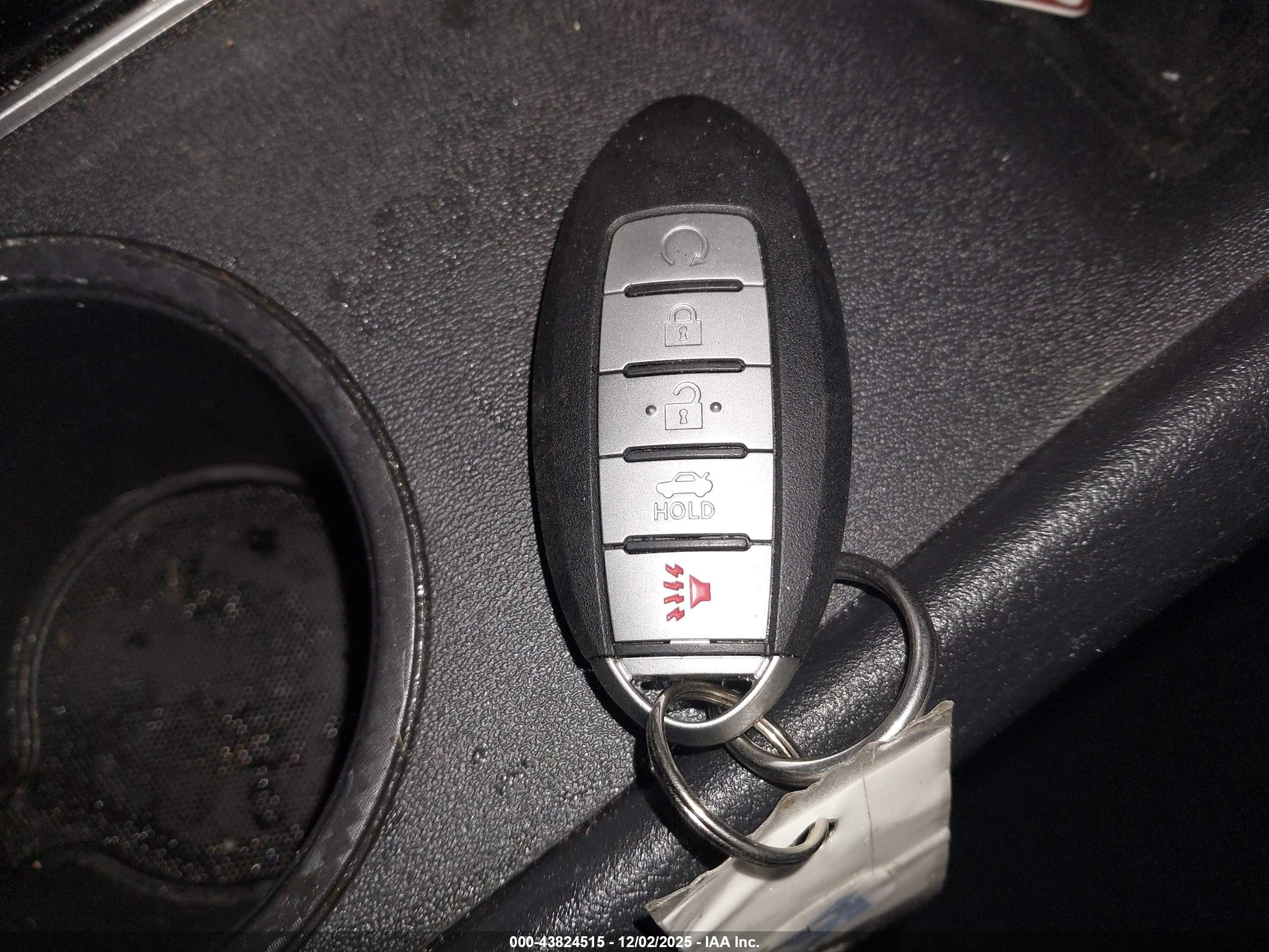 NISSAN ALTIMA image 11