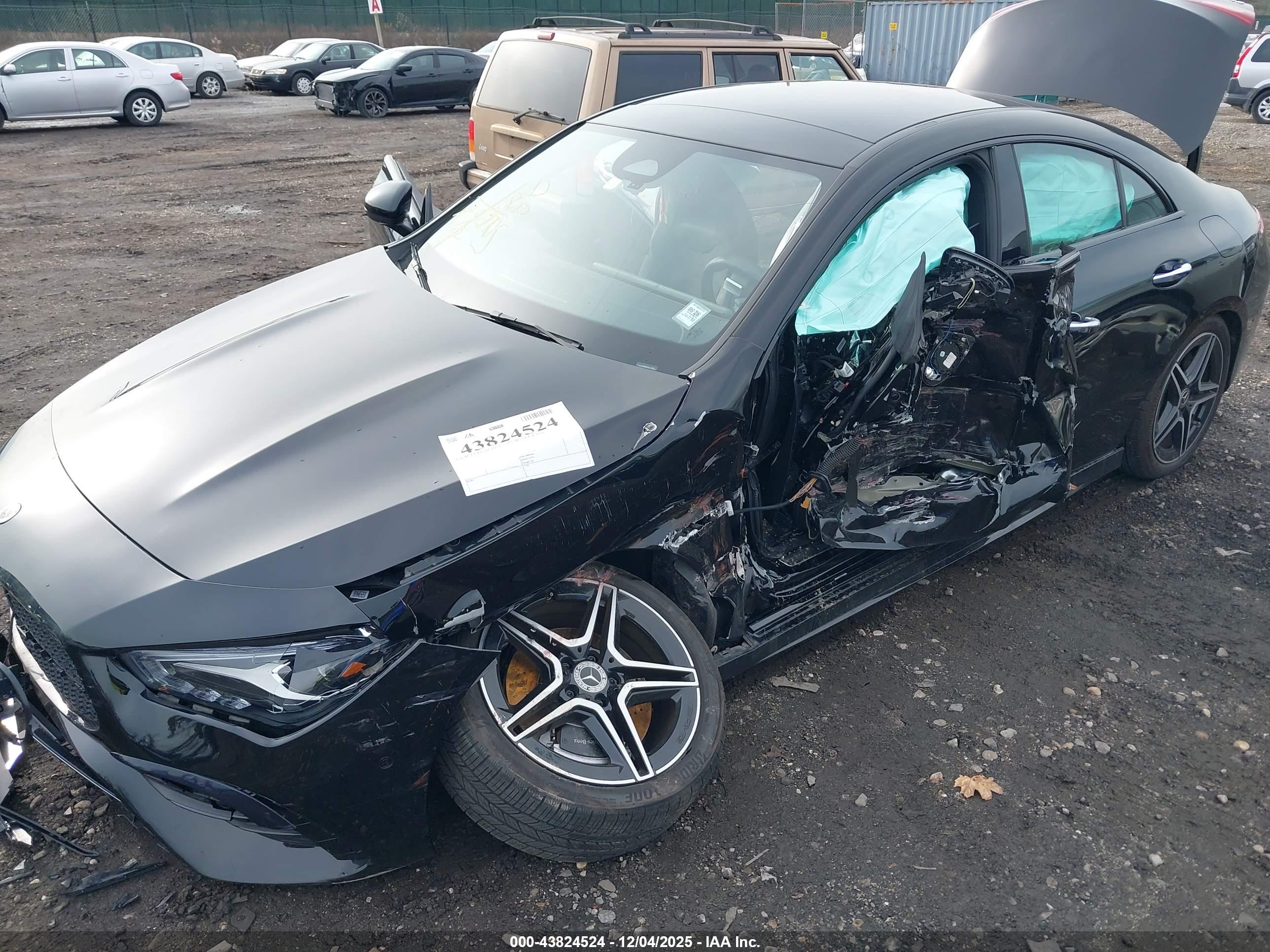MERCEDES-BENZ CLA image 6