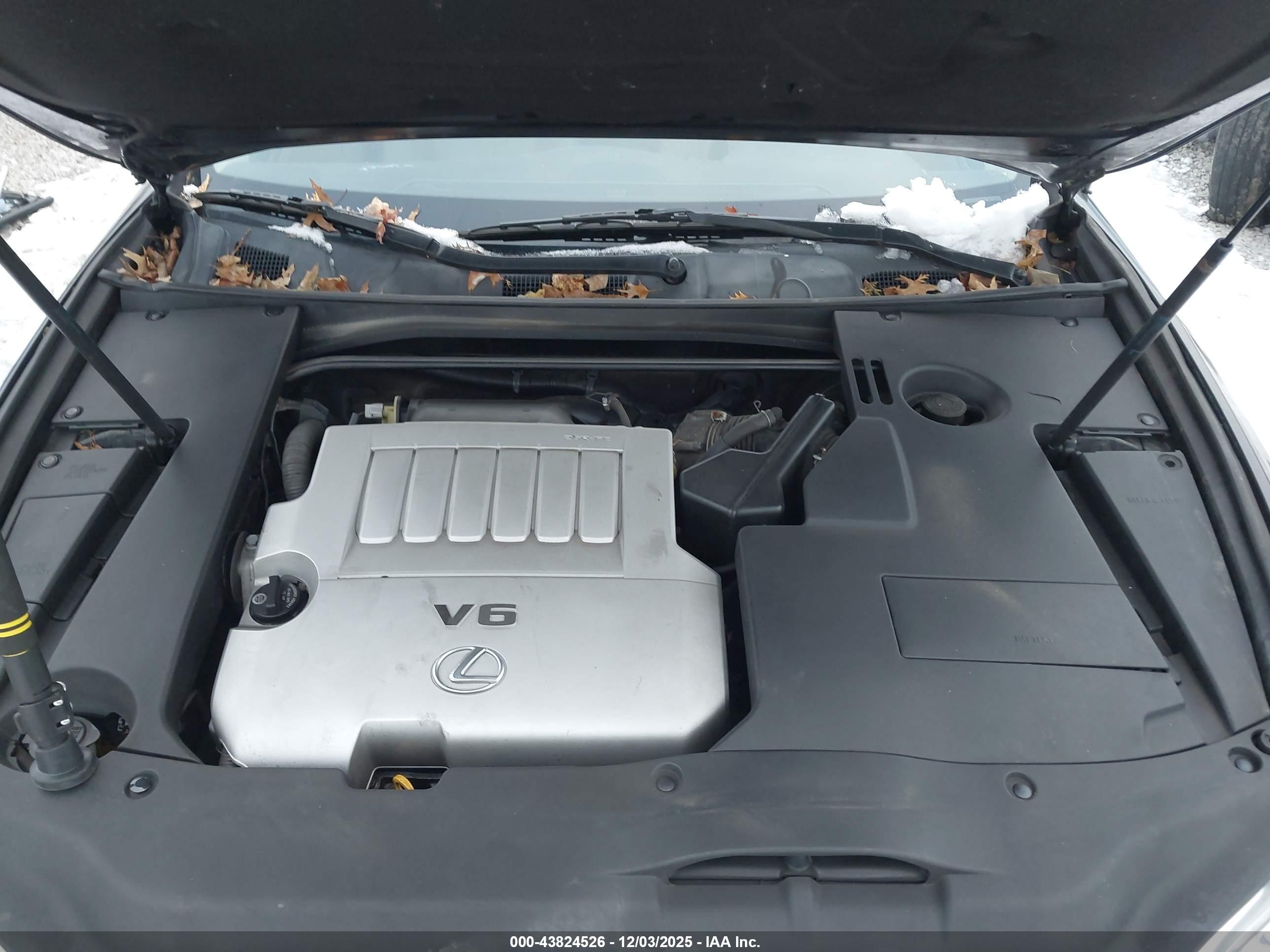 LEXUS ES image 10