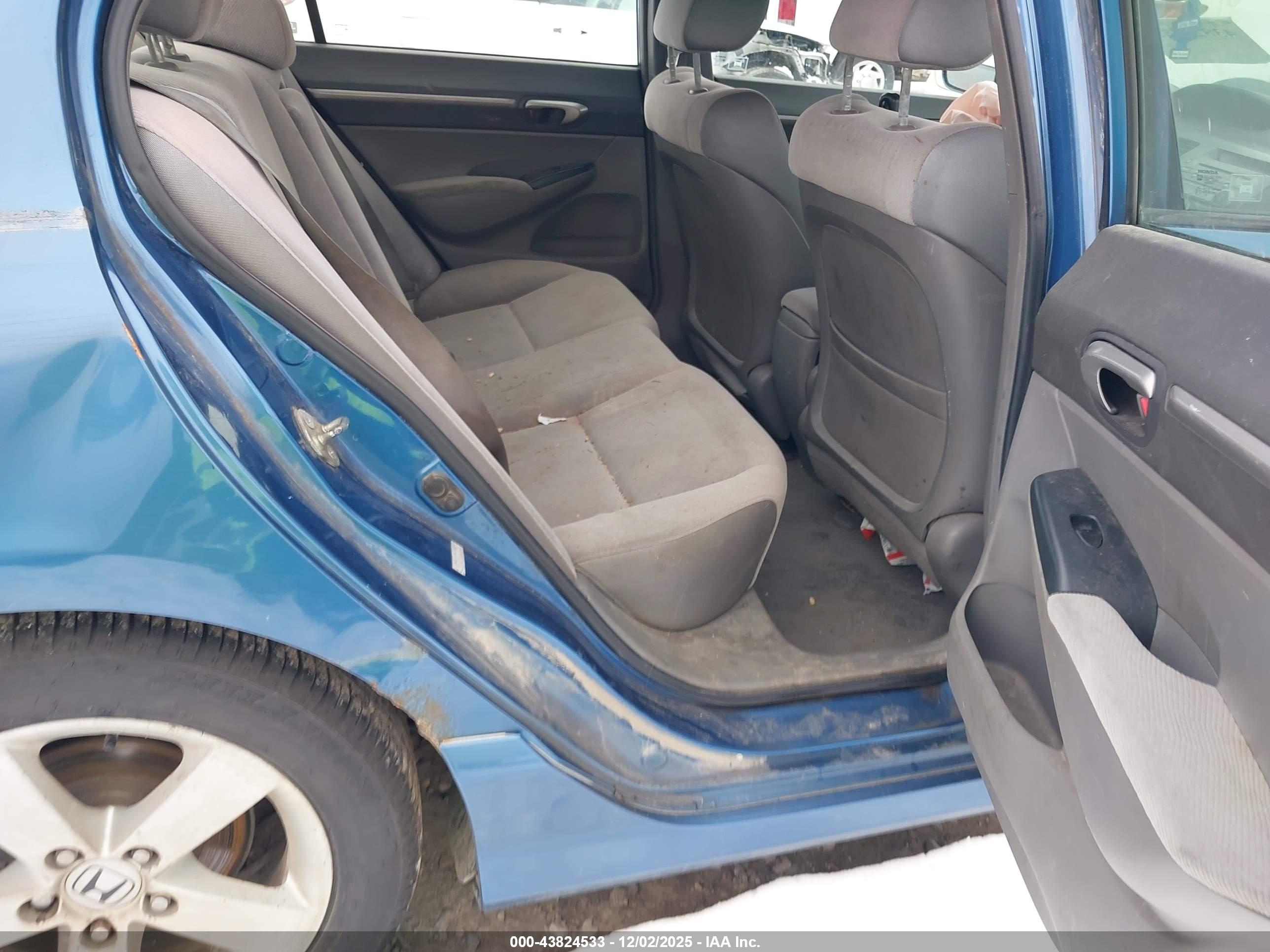 HONDA CIVIC image 8