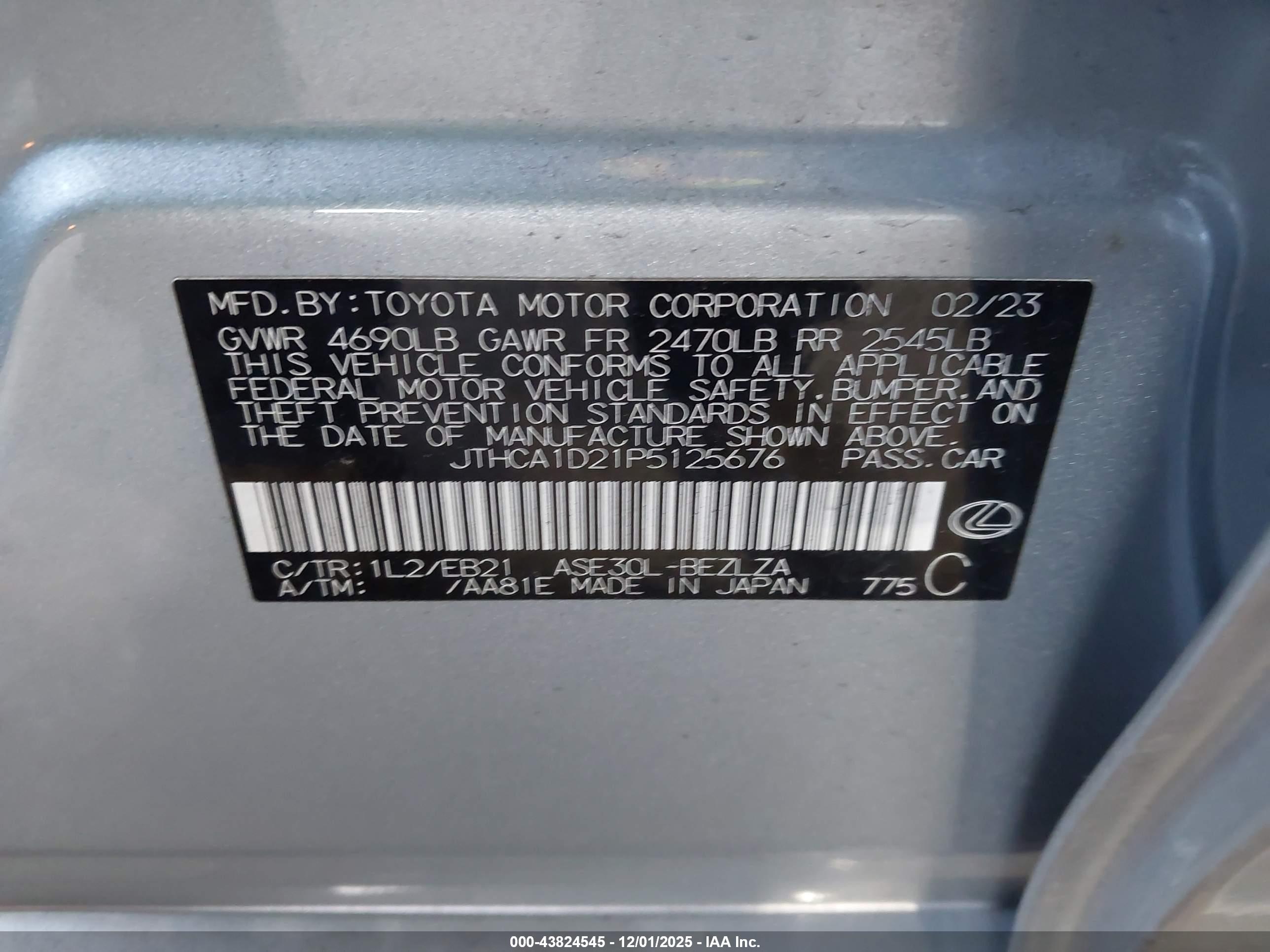 LEXUS IS image 9