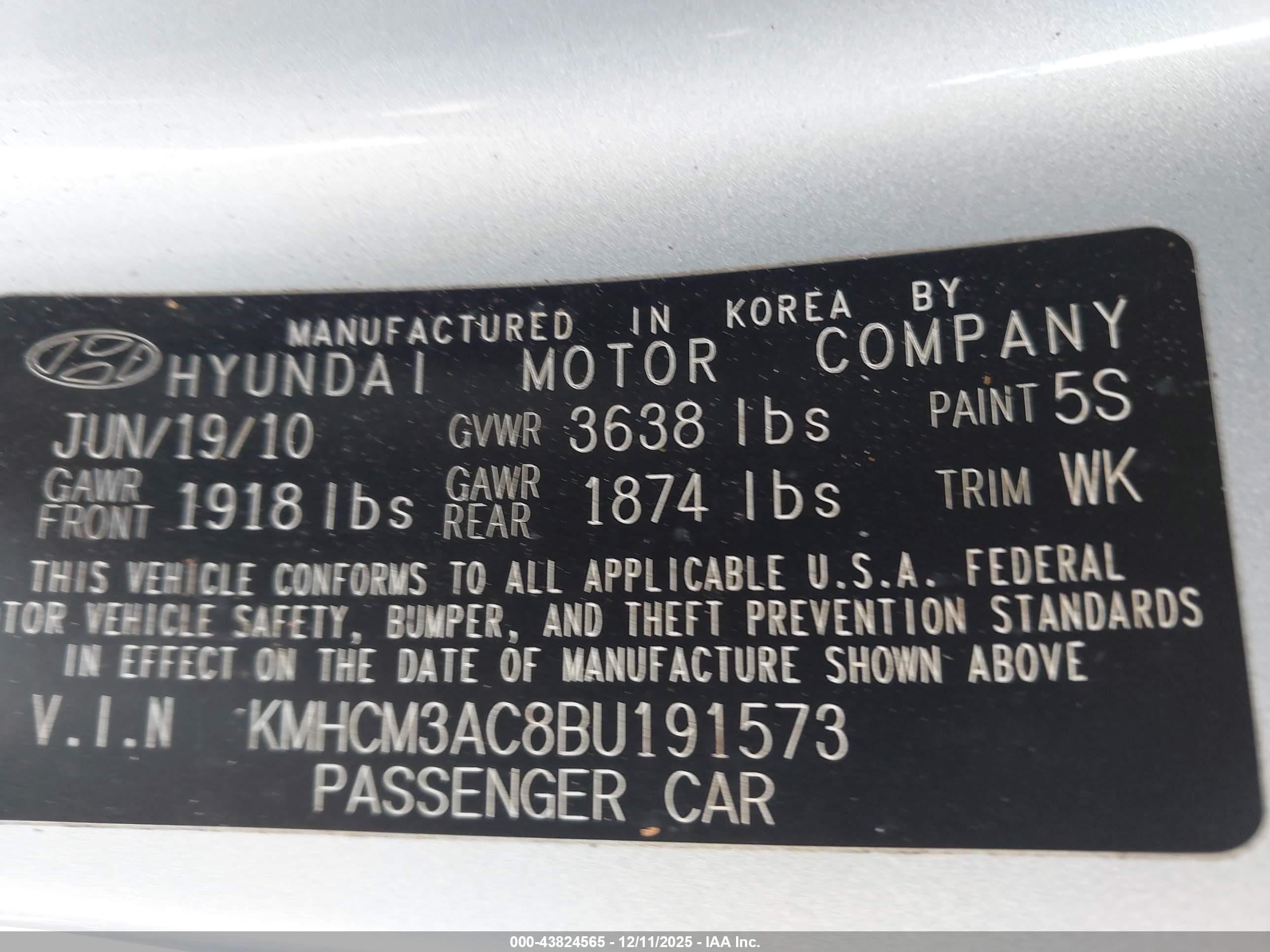 HYUNDAI ACCENT image 9