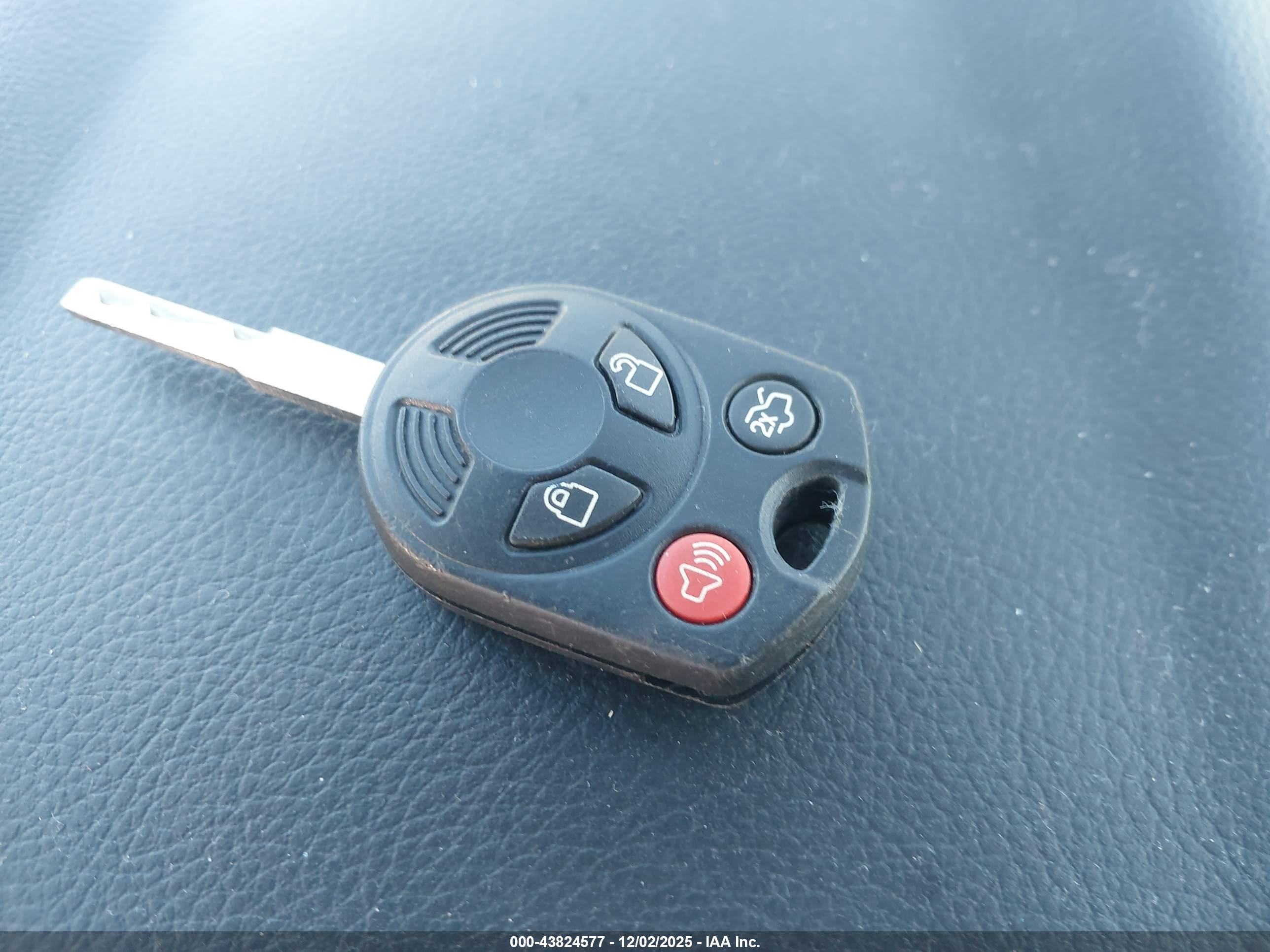 FORD FOCUS image 11
