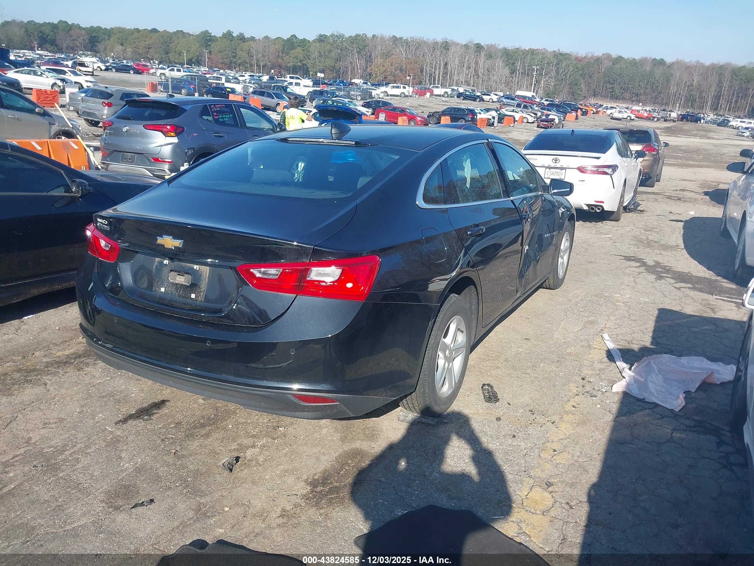 CHEVROLET MALIBU image 4