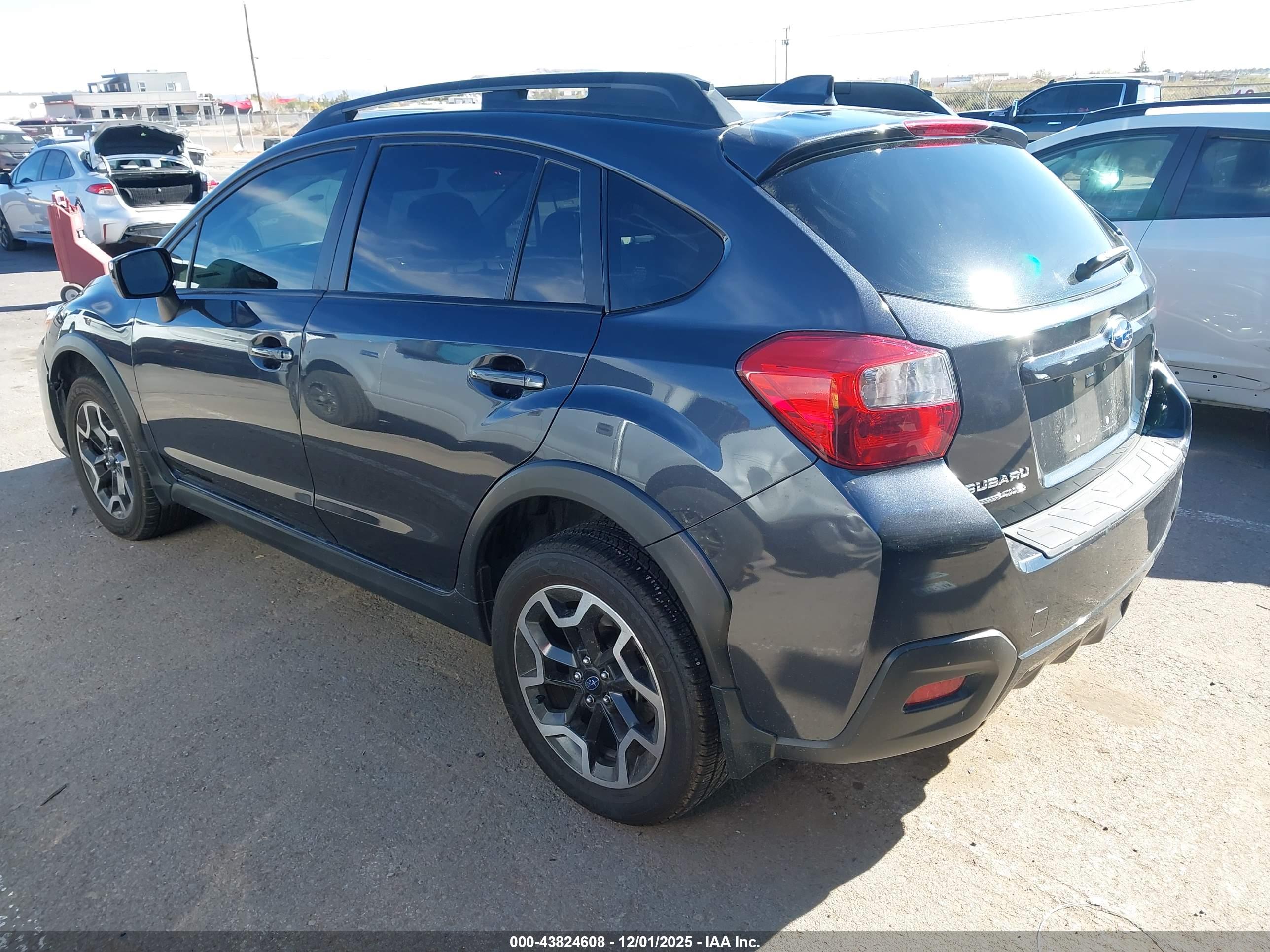 SUBARU CROSSTREK image 3