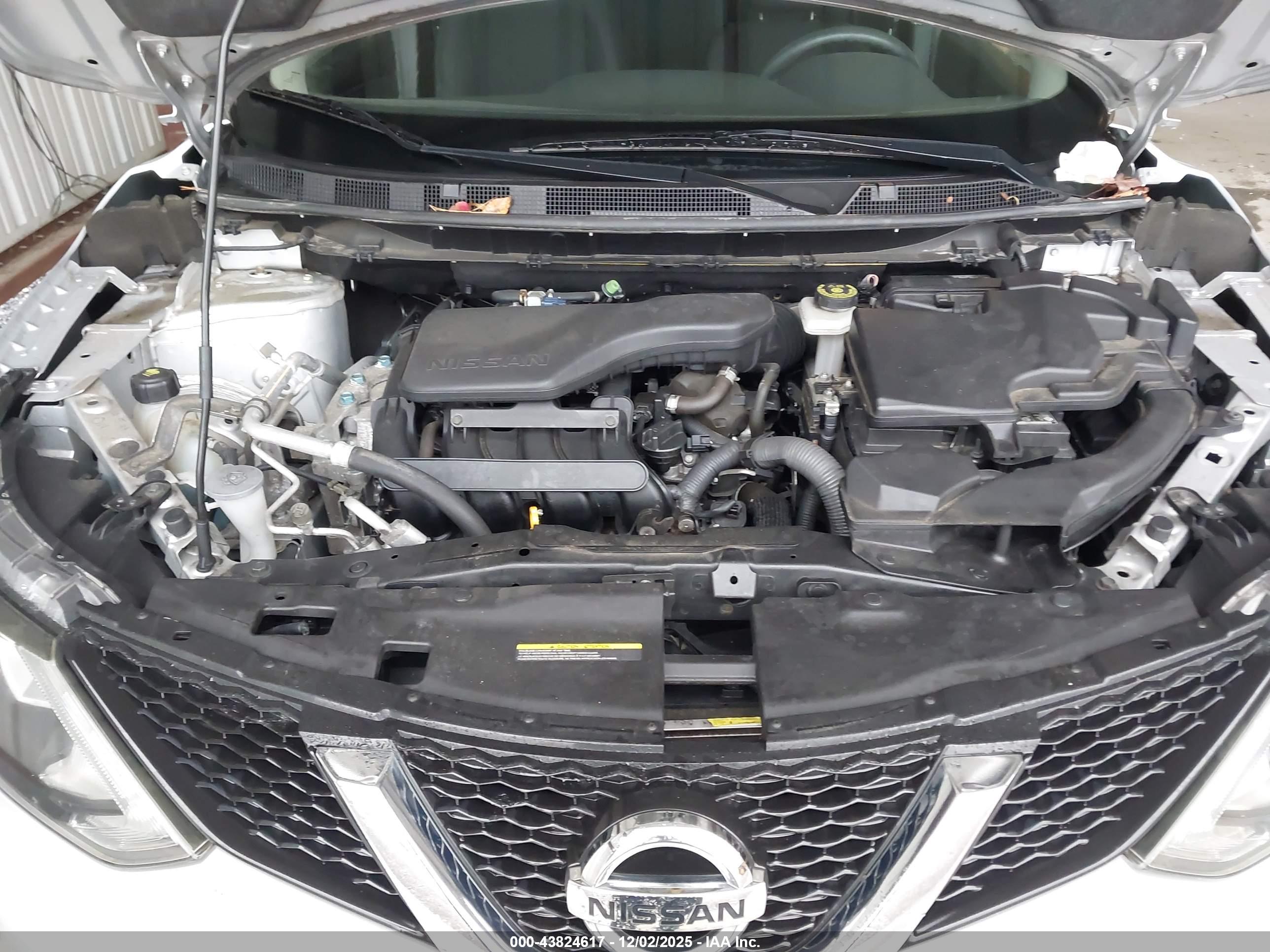 NISSAN ROGUE image 10
