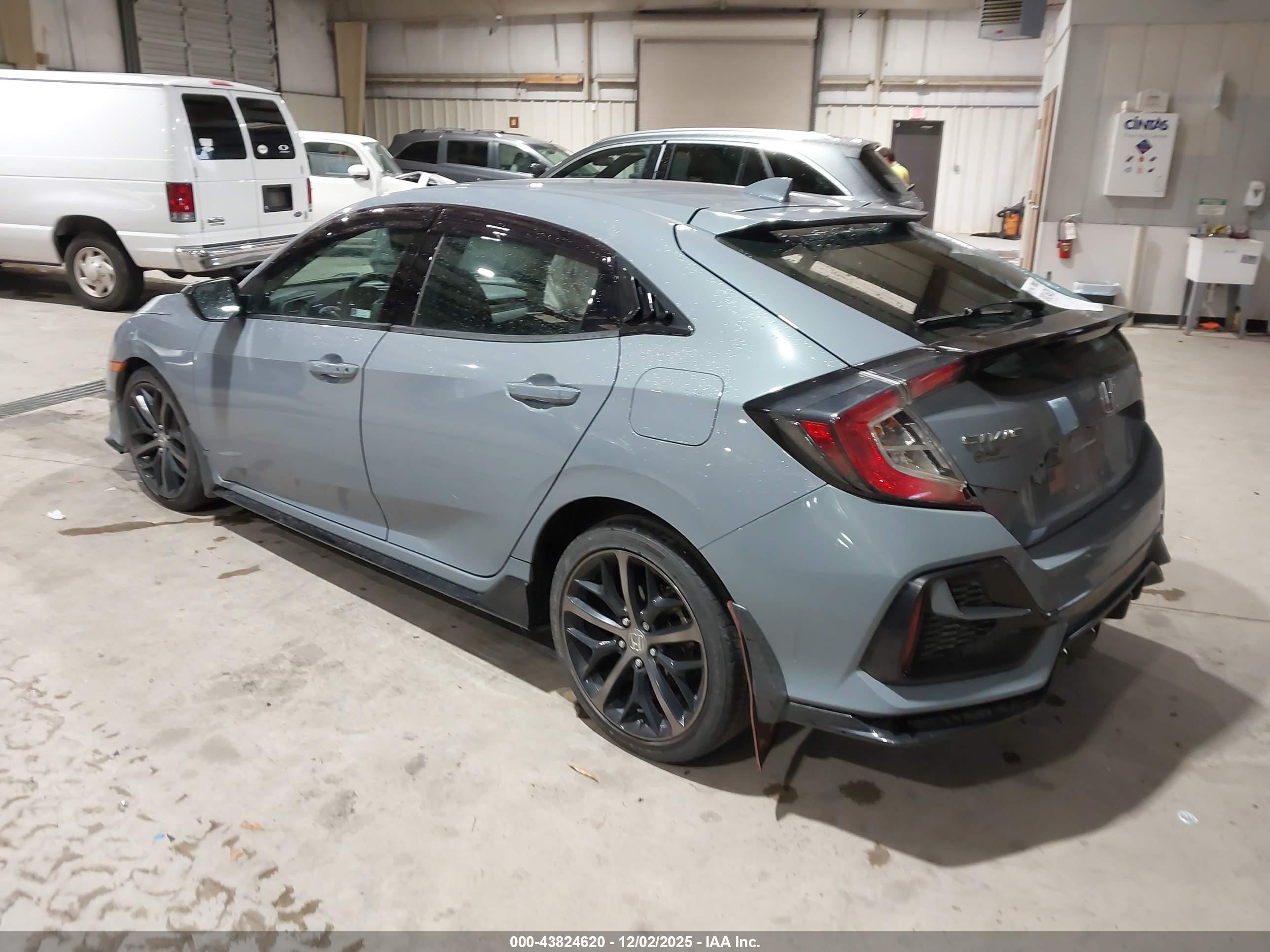 HONDA CIVIC image 3