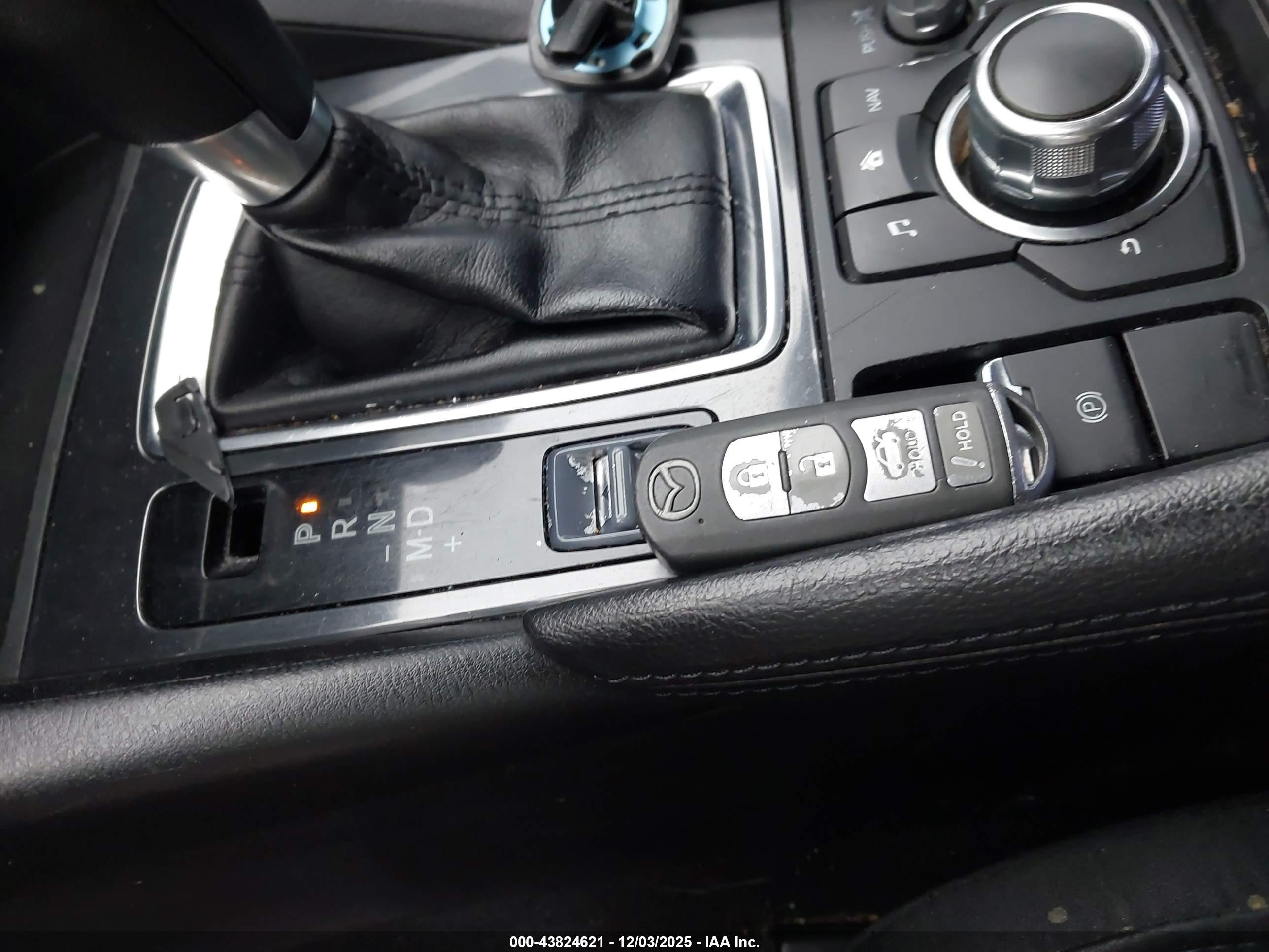 MAZDA MAZDA6 image 11