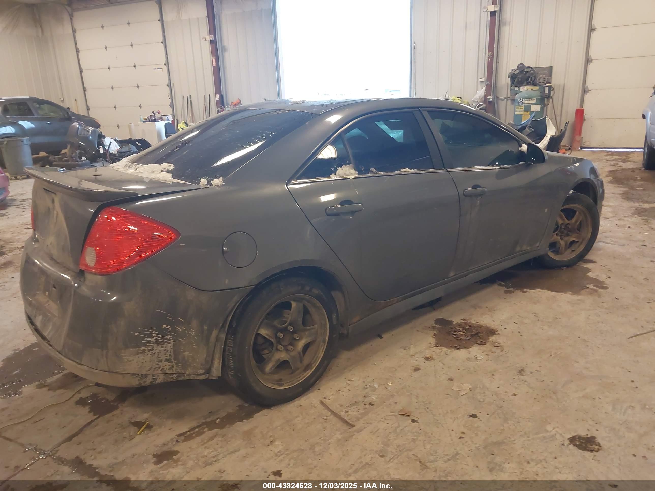 PONTIAC G6 image 4